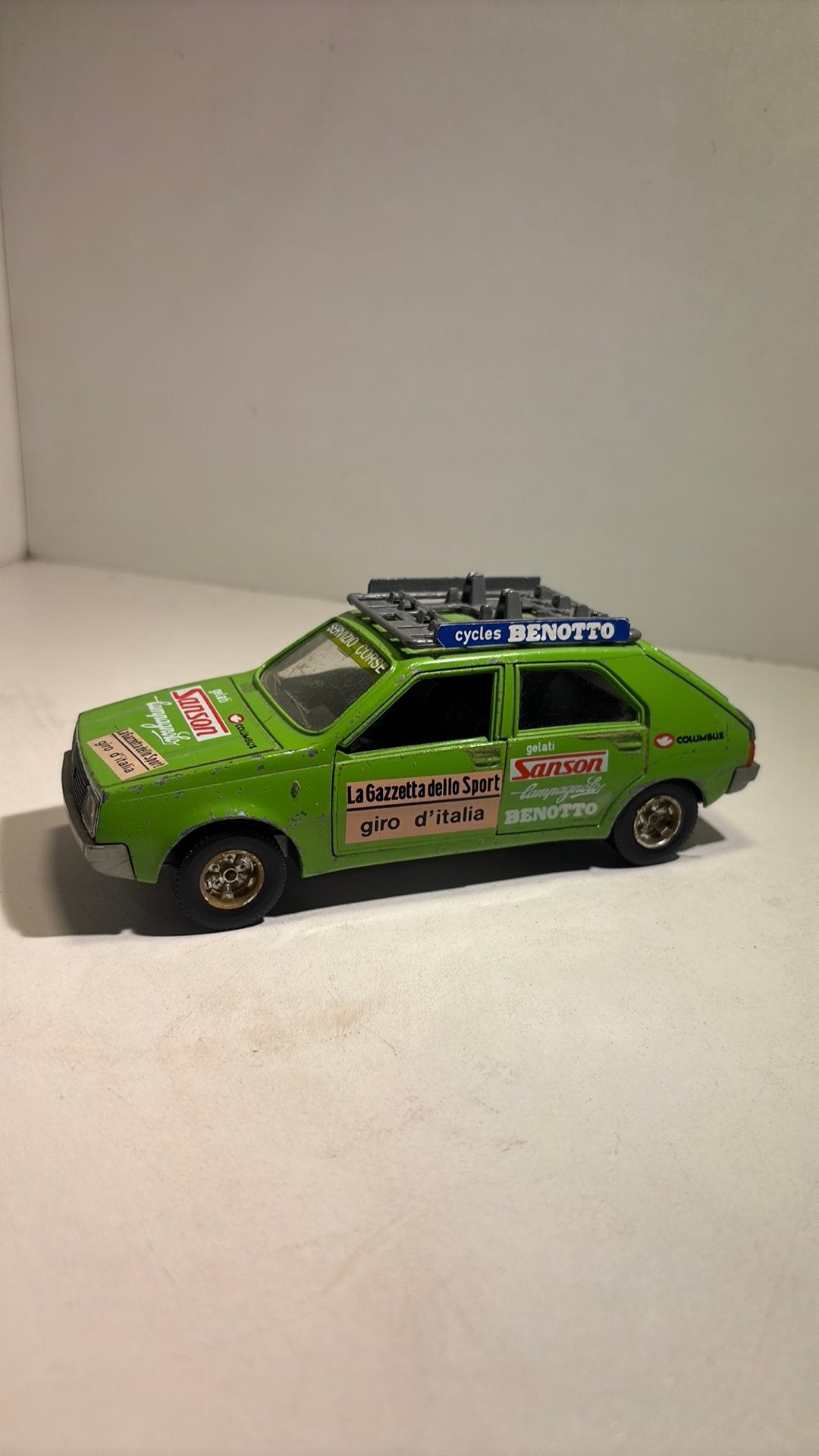 Renault 14 tl bburago 1.24, Ophalen of Verzenden, Bburago, A, A