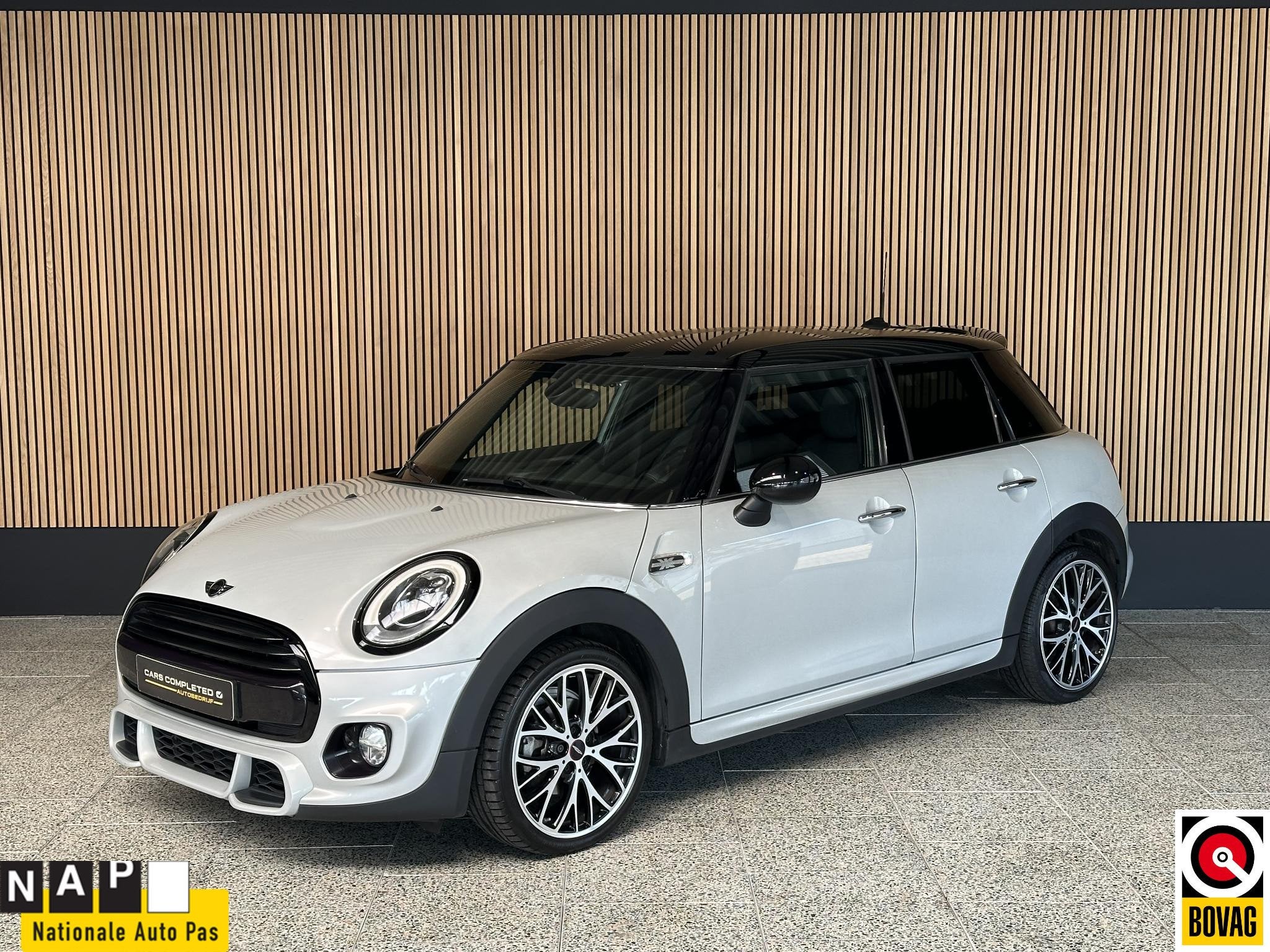 MINI 5-Deurs 1.5 Cooper Serious Business Mini 1.5 Cooper Ser, Auto's, Mini, 136 pk, Gebruikt, Leder en Stof, 49 €/maand