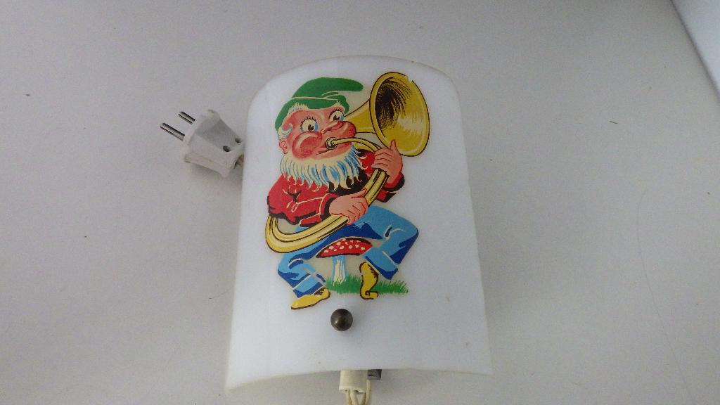jaren 50/60 wandlampje voor een kinderkamer, Ophalen of Verzenden, Gebruikt, Metaal