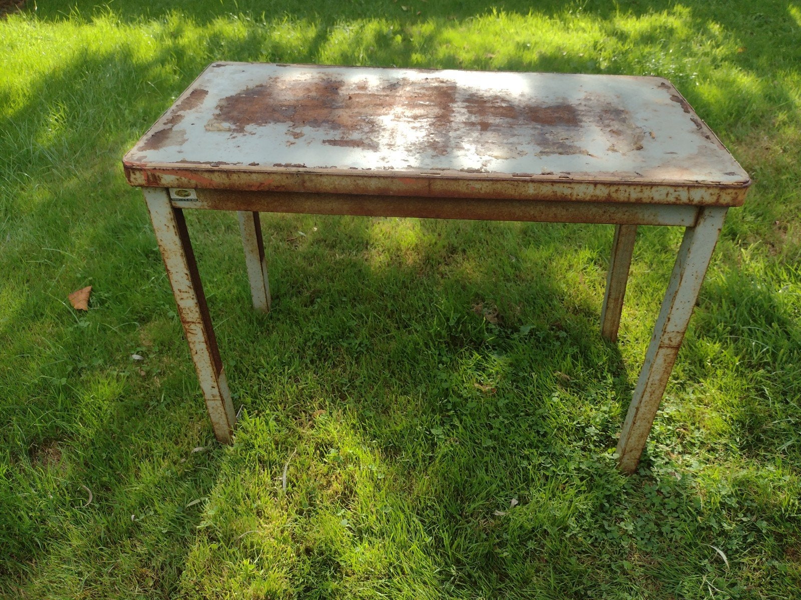 Metalen tafel, Ophalen, Gebruikt