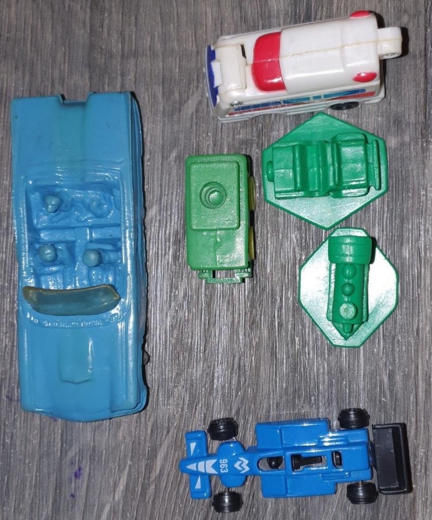 TK ORIGINELE TOMTE LAERDAL 16 FORD THUNDERBIRD GUMMI/VINYLLI, Ophalen of Verzenden, Gebruikt