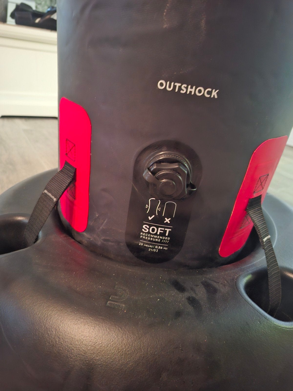 Outshock opblaasbare bokspaal, Ophalen, Zo goed als nieuw, Boksbal