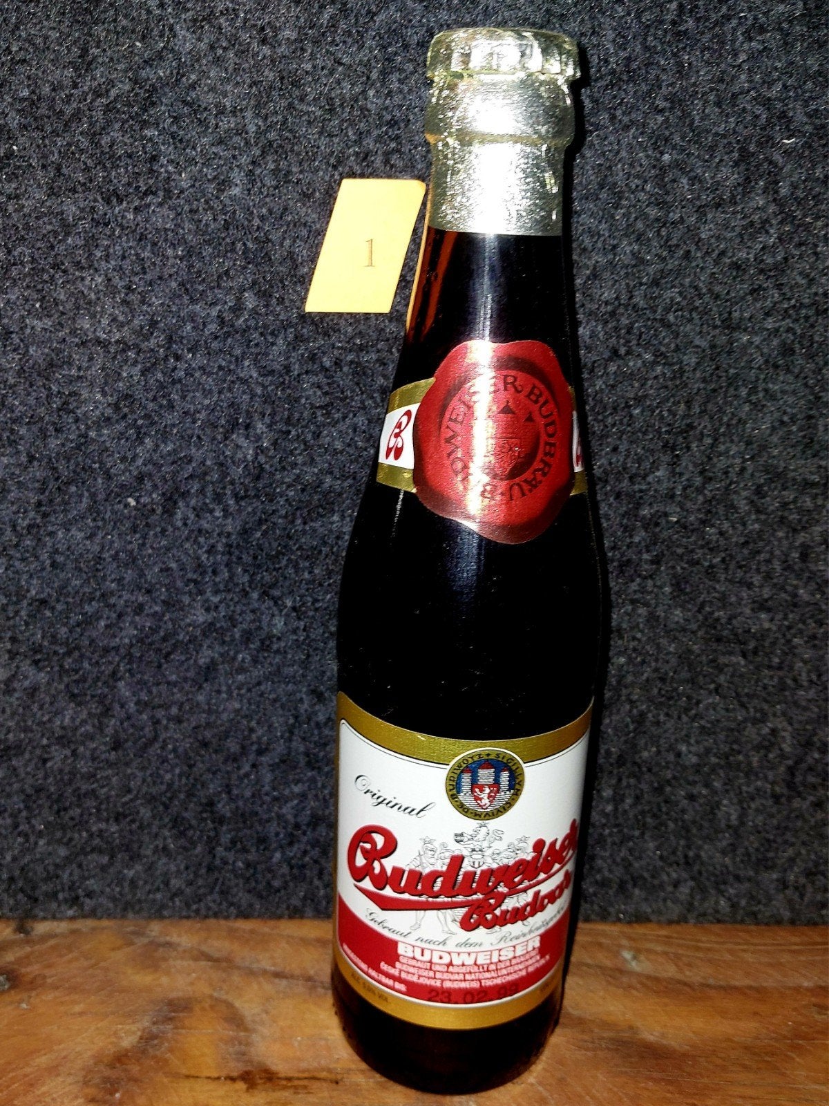 Budweiser Budvar bierglas en bijbehorende fles, Ophalen of Verzenden, Zo goed als nieuw, Flesje(s), Overige merken