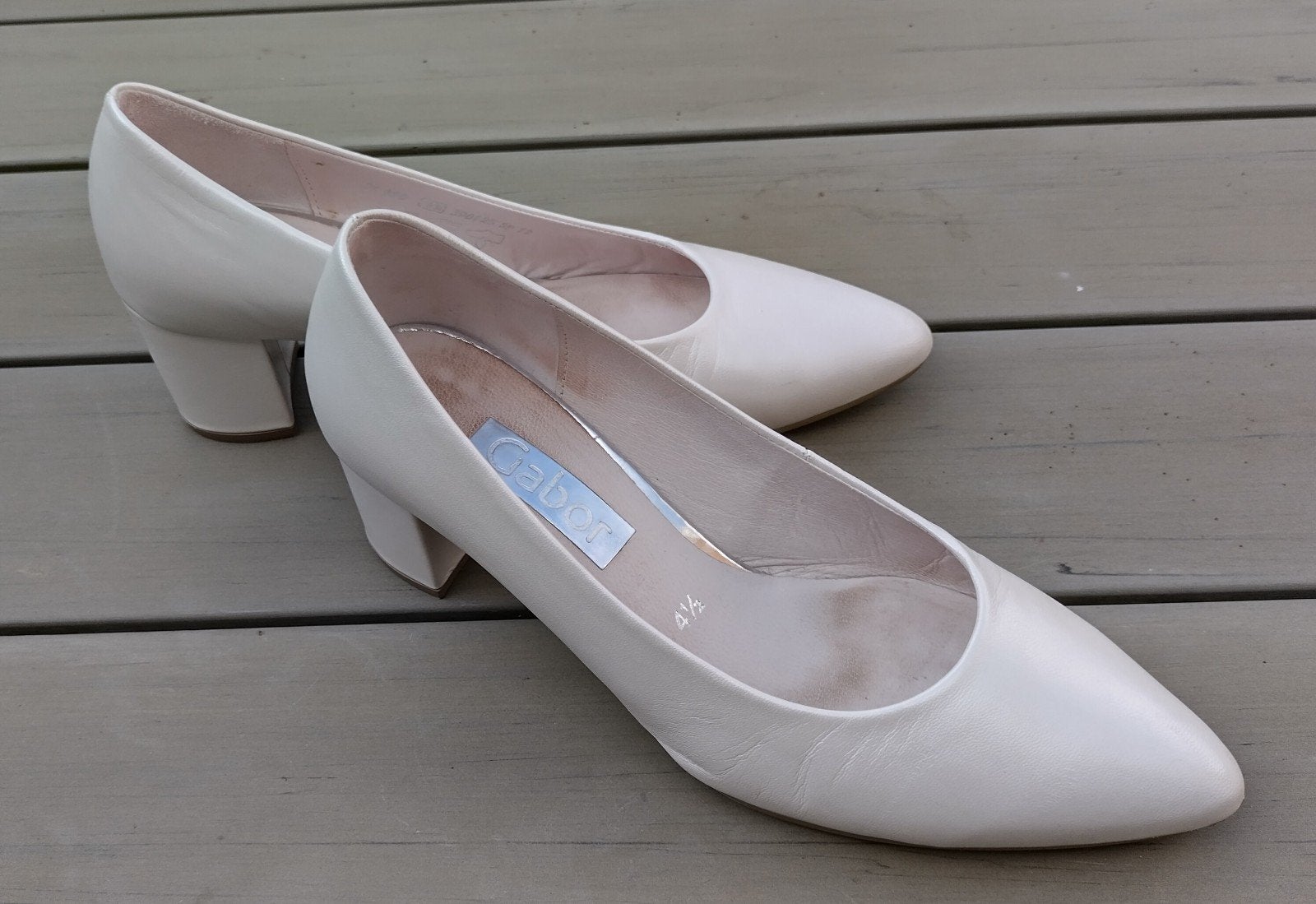 Gabor - mooie crèmekleurige pumps, maat 4.5, Gabor, Ophalen of Verzenden, Zo goed als nieuw, Pumps