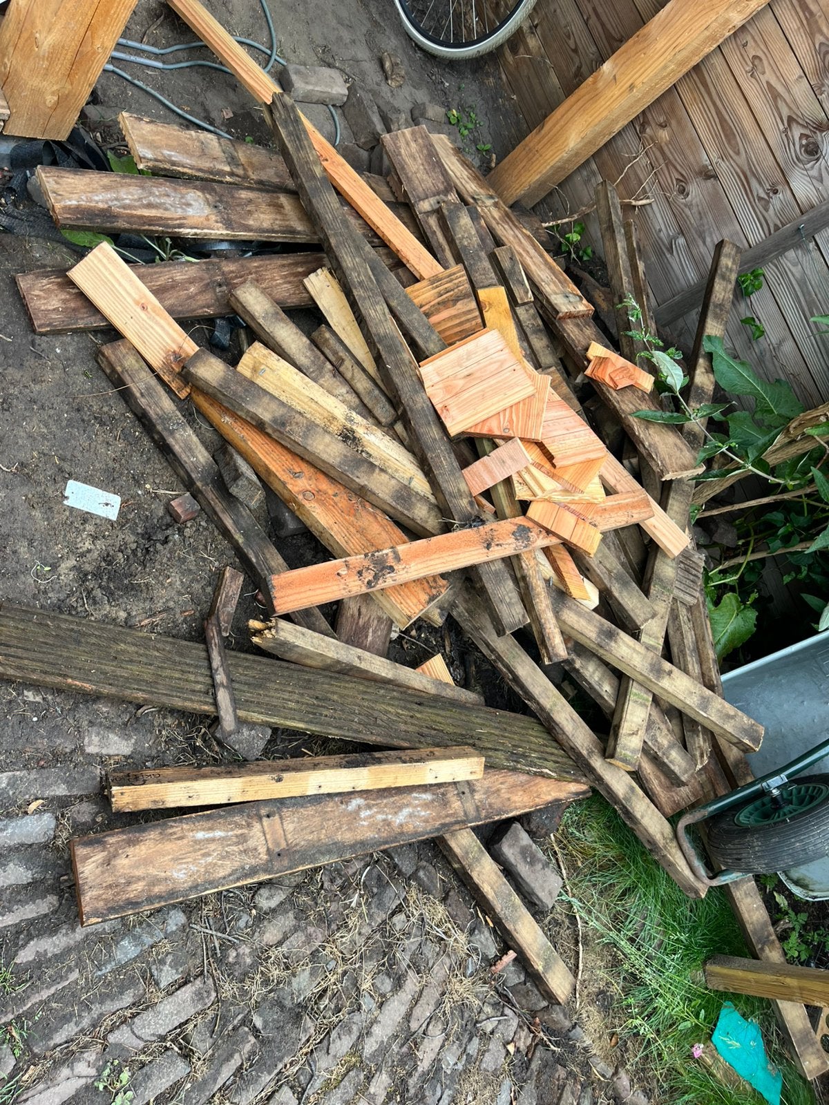 Gratis oud hout, Doe-het-zelf en Verbouw, Hout en Planken, Gebruikt, Minder dan 25 mm, Plank, Ophalen