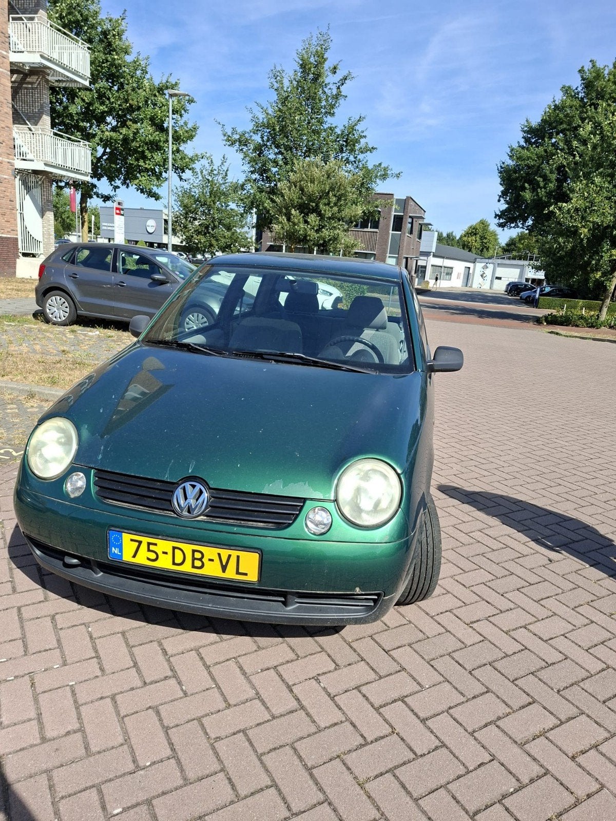 Volkswagen Lupo 1.4 55KW AUTOMAAT 1999 Groen, Auto's, Volkswagen, 450 kg, 31 €/maand, 4 cilinders, 4 stoelen