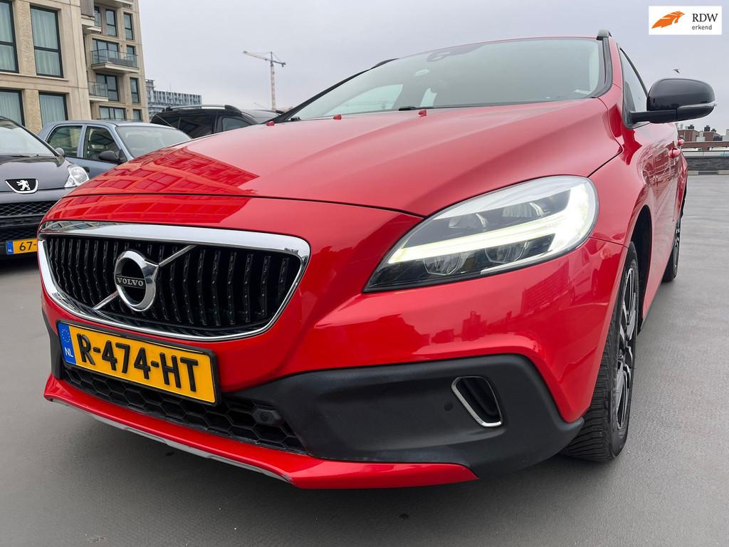 Volvo V40 Cross Country 1.5 T3 Summum Vol Optie Clima Cruise, Auto's, Stof, Euro 6, 4 cilinders, 700 kg