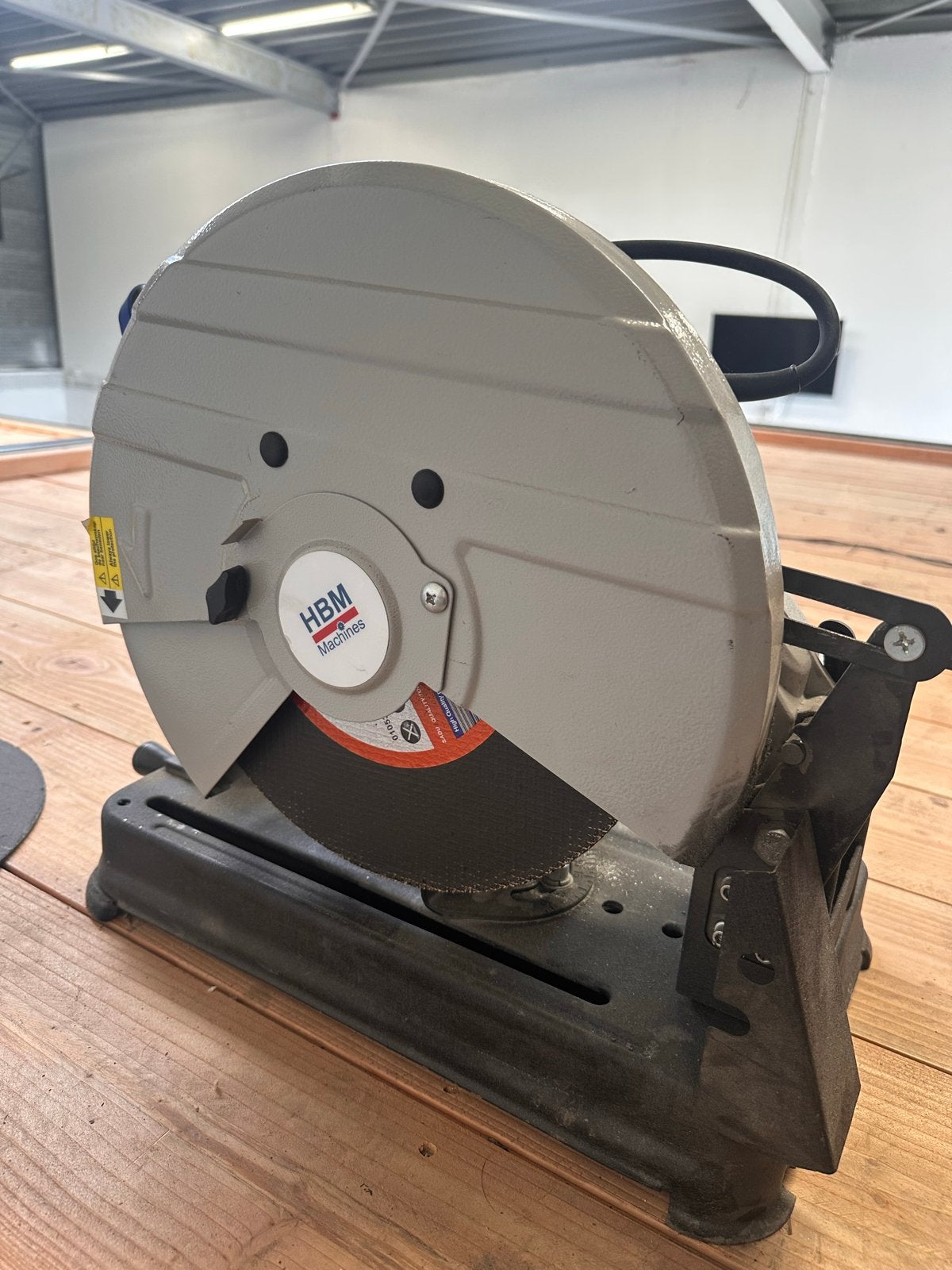 HBM Metaalafkortzaag / Drycutter 2600W, Ophalen, Gebruikt, 70 mm of meer, Afkortzaag