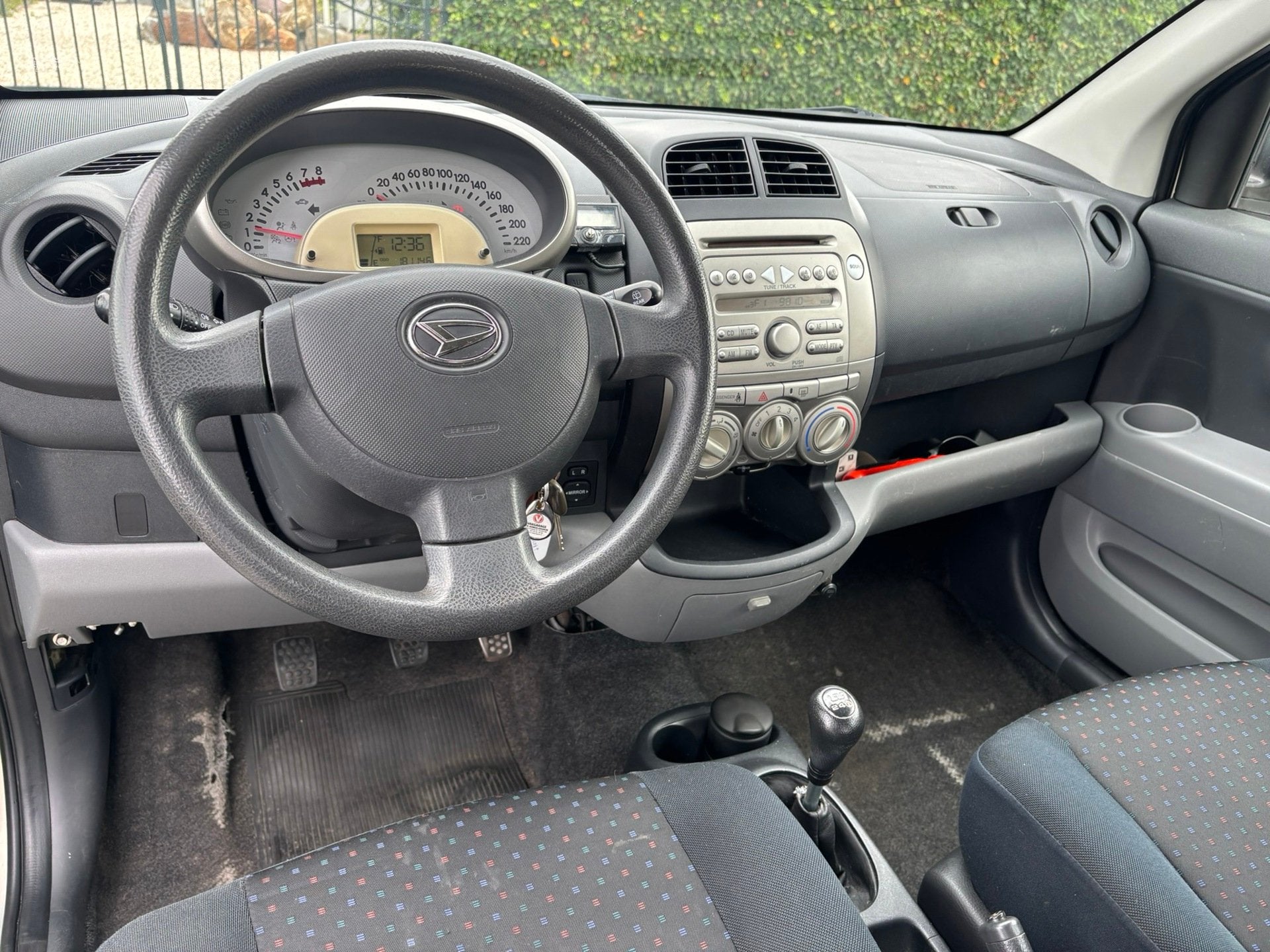 Daihatsu Sirion 2 1.0-12V Premium, Auto's, Daihatsu, Voorwielaandrijving, Stof, Gebruikt, Beige