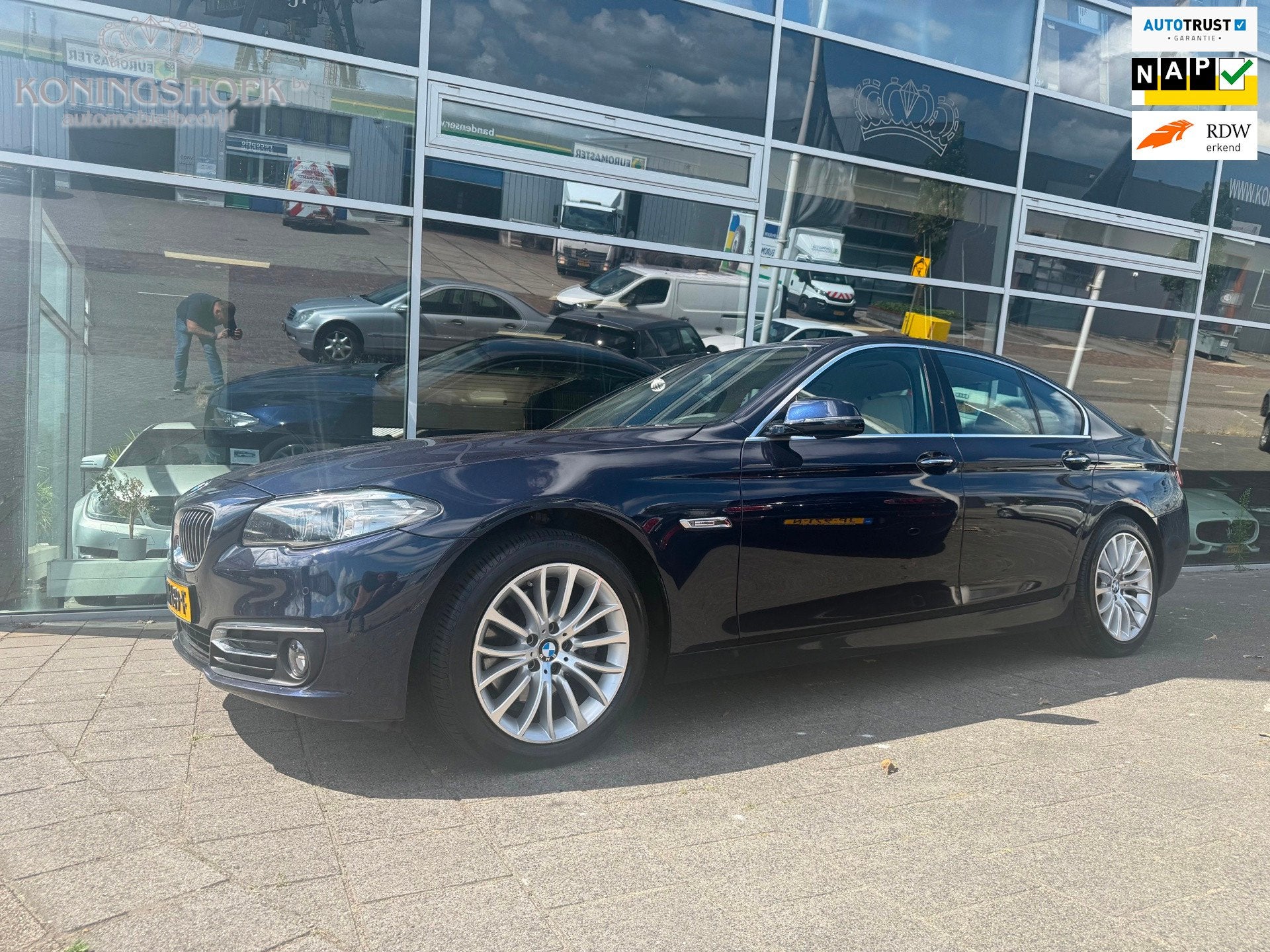 BMW 5-serie 520i High Executive, Auto's, BMW, Automaat, Achterwielaandrijving, Gebruikt, 4 cilinders