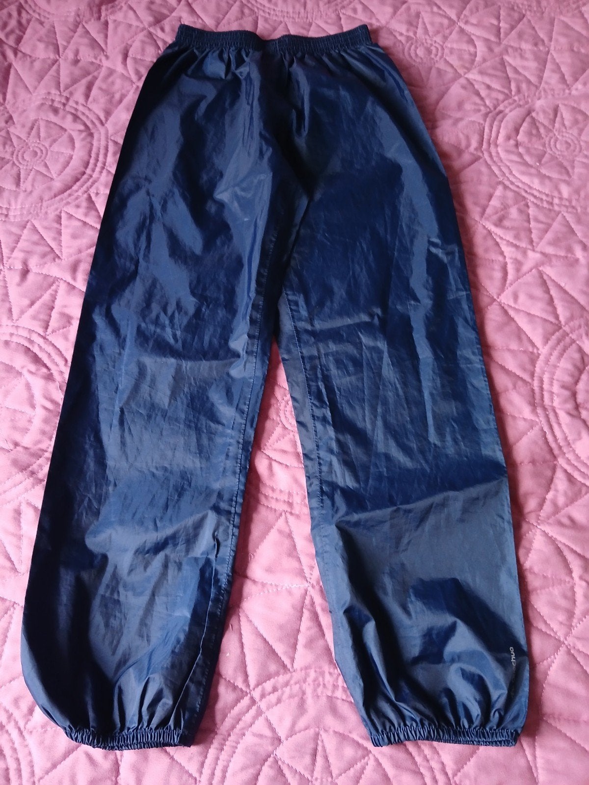Decathlon Quechua regenbroek maat 12 jaar - Blauw, Ophalen of Verzenden, Zo goed als nieuw, Decathlon Quechua, Jongen of Meisje