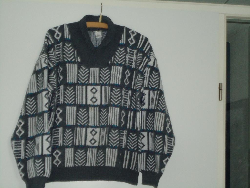 trui mt xl grijs met motief, Ophalen of Verzenden, Gedragen, Maat 56/58 (XL), Grijs