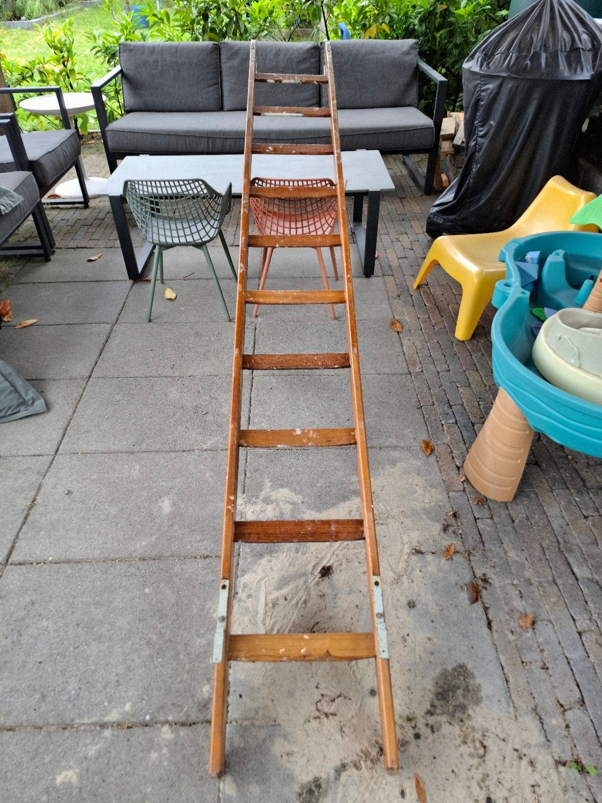 Oude schilderstrap, gebruikt als zoldertrap, Doe-het-zelf en Verbouw, Ladders en Trappen, Ophalen, Gebruikt, Ladder, 2 tot 4 meter