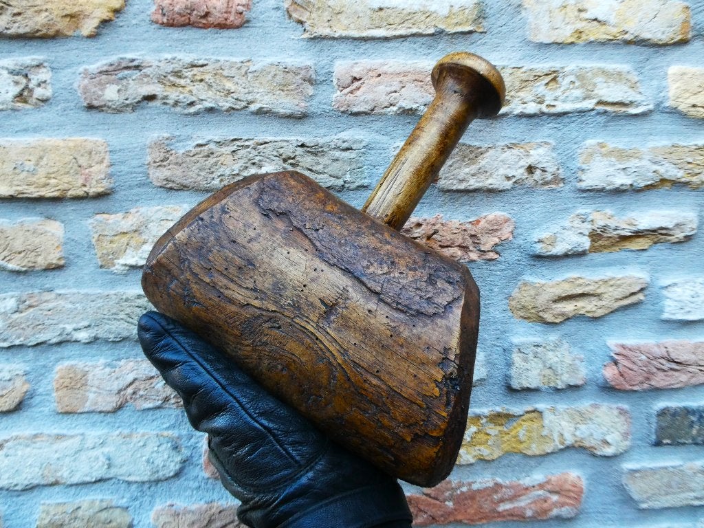 Een 17e eeuwse houten hamer / scheepshamer gereedschap, Ophalen of Verzenden