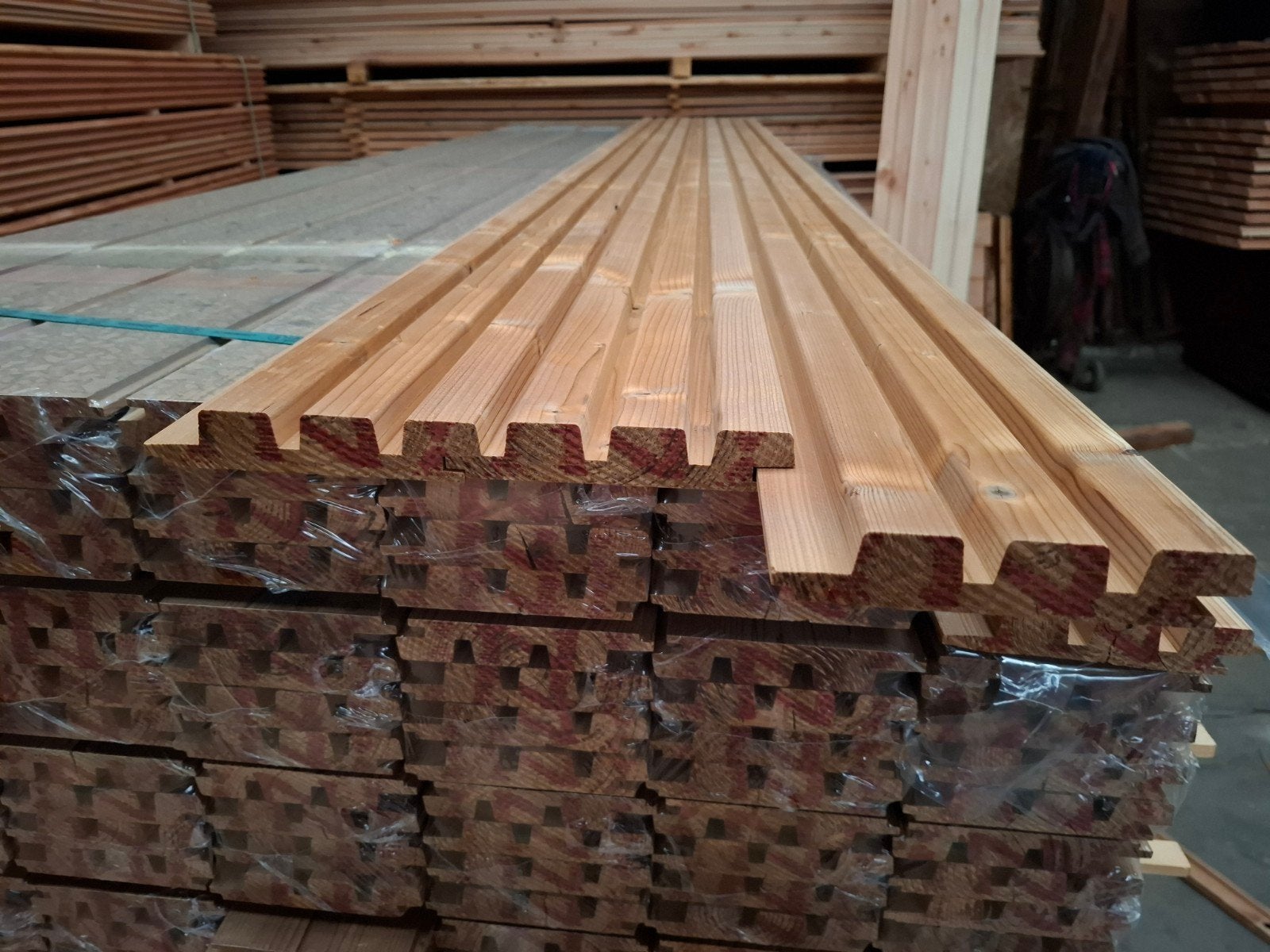 Termowood Gevelbekleding 360 cm trippel rhombus bezorgen mog, Ophalen, Nieuw