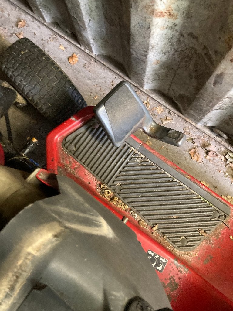 TUIN TRACTOR, Gebruikt, Tot 2500, Tot 80 Pk, Ophalen