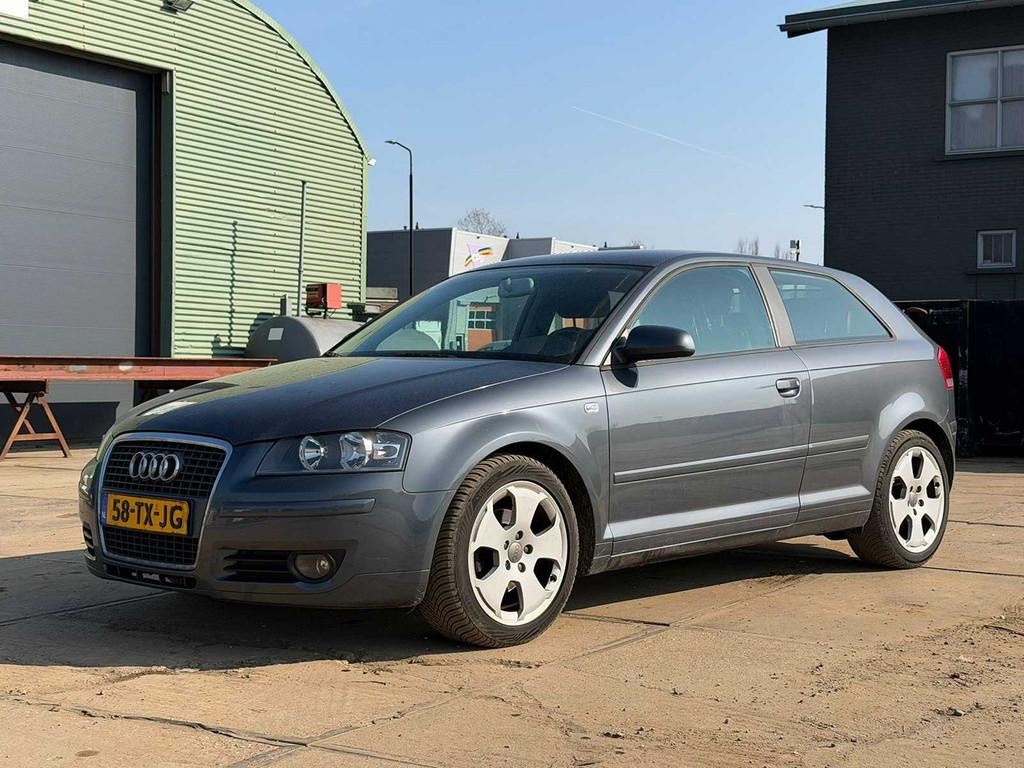 Audi A3 1.6 FSI Ambition Pro Line | 58-TX-JG, Auto's, Audi, Voorwielaandrijving, 15 km/l, Gebruikt, 116 pk