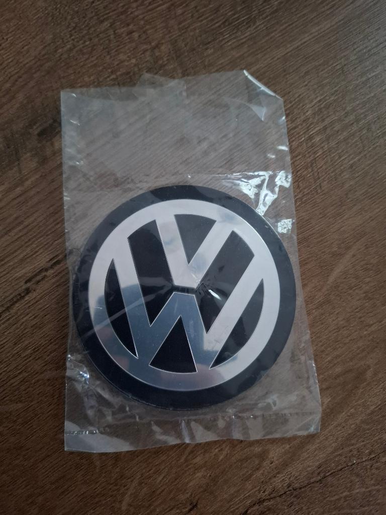 Zelfklevende Volkswagen emblemen voor wieldoppenp, Ophalen of Verzenden, Nieuw, Volkswagen