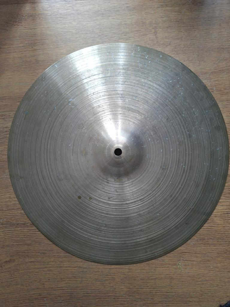 Ufip 15" Ritmo thin crash vintage cymbal voor drumstel, Ophalen of Verzenden, Gebruikt, Drums of Percussie