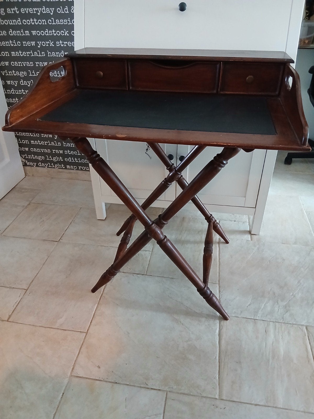 vintage houten schrijftafel  BIEDEN, Ophalen of Verzenden
