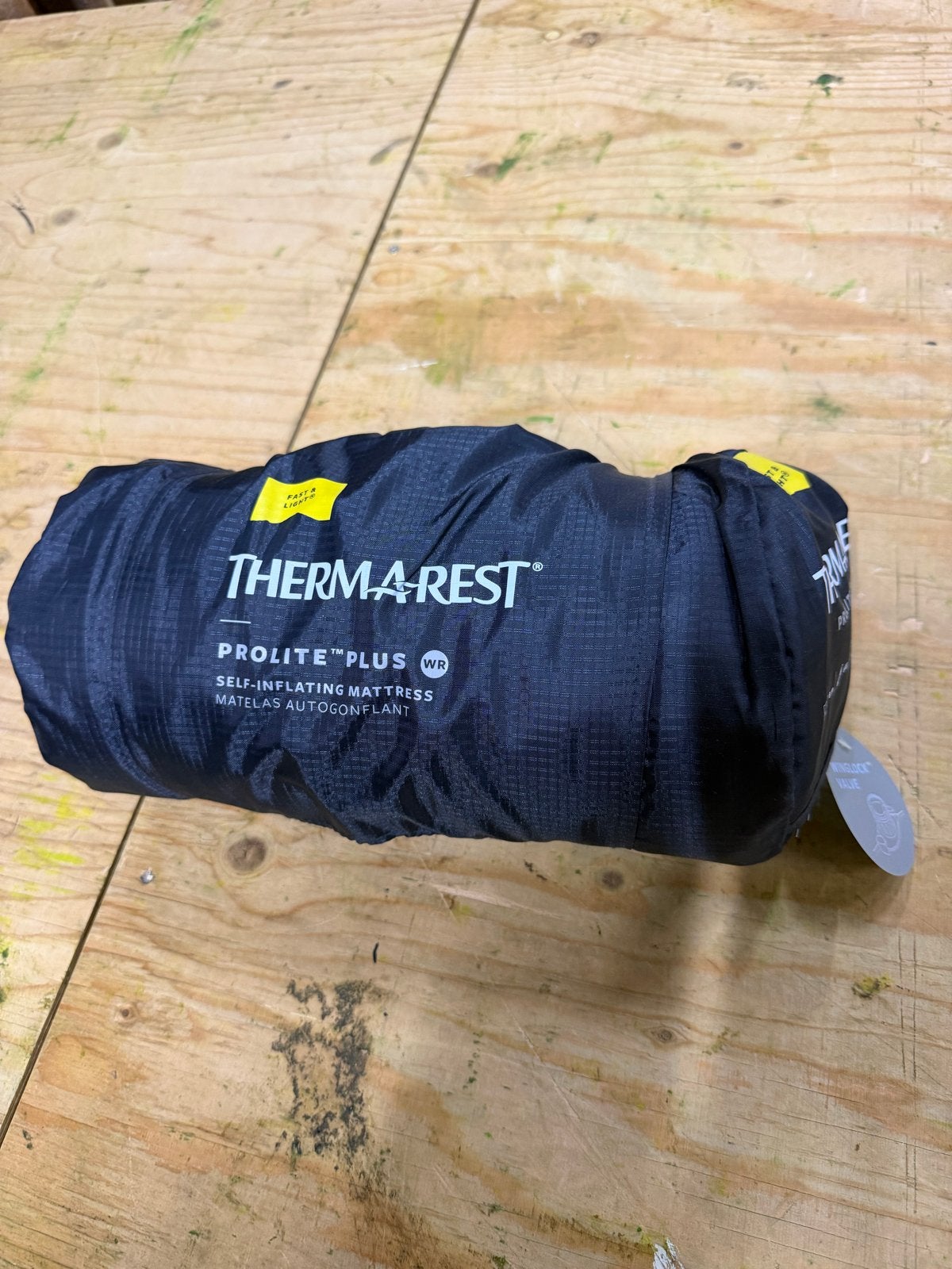 Thermarest self inflating mattress., Caravans en Kamperen, Ophalen of Verzenden, Ingebouwde pomp, Nieuw, 1-persoons