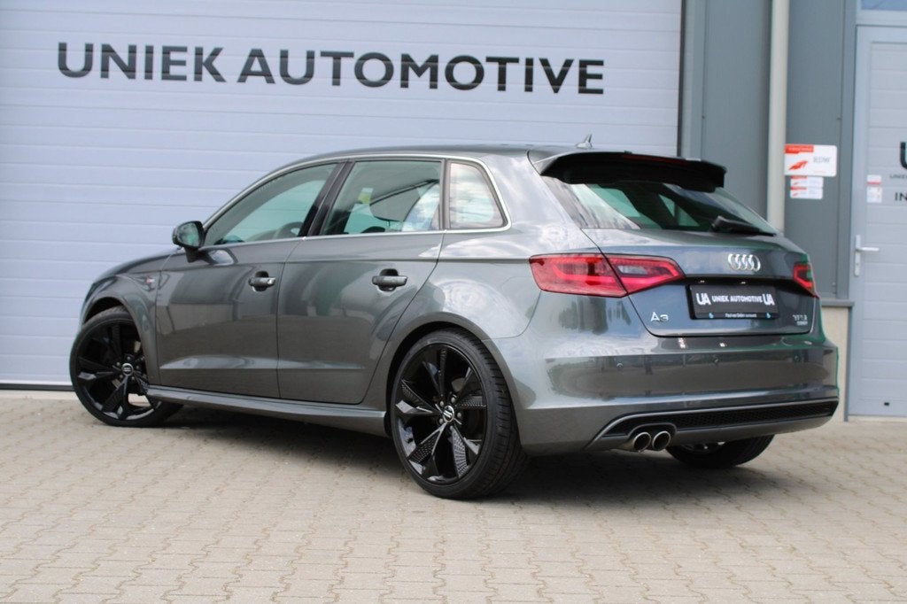 Audi A3 Sportback 1.4 TFSI CoD ADRENALIN SPORT | S-LINE | DA, Auto's, Audi, Gebruikt, 4 cilinders, 150 pk, 1210 kg