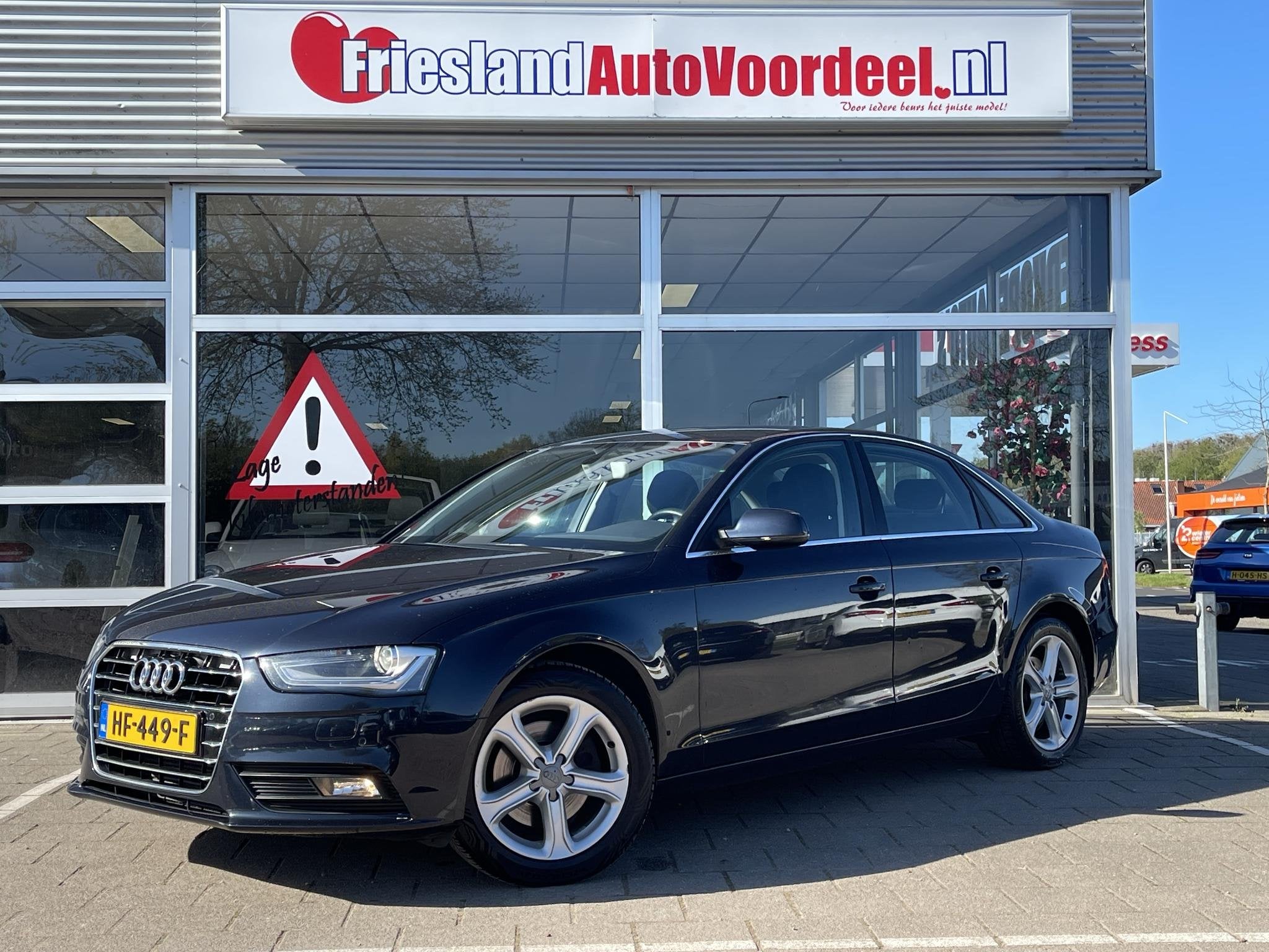 Audi A4 Limousine 1.8 TFSI Advance /Clima/Cruise/NAVI/PDC/On, Voorwielaandrijving, Euro 5, Stof, Gebruikt