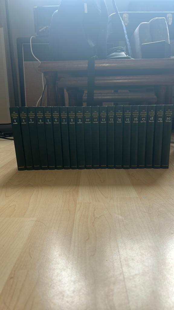 De nieuwe winkler prins encyclopedieën, Boeken, Encyclopedieën, Ophalen, Zo goed als nieuw, Algemeen