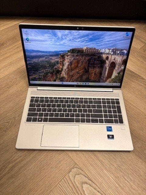 HP Elitebook 650 G9 15.6" i5 12th, 16GB, W11 Pro