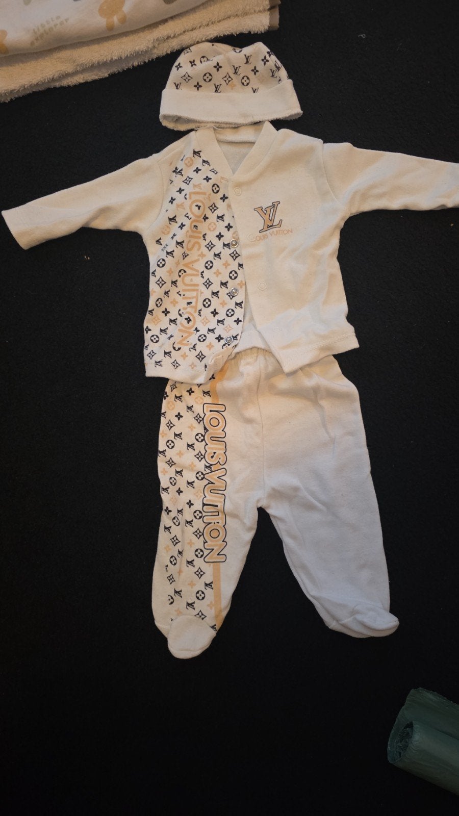 Groot babypakket met rompers, badjassen, jasjes en meer, Kinderen en Baby's, Ophalen