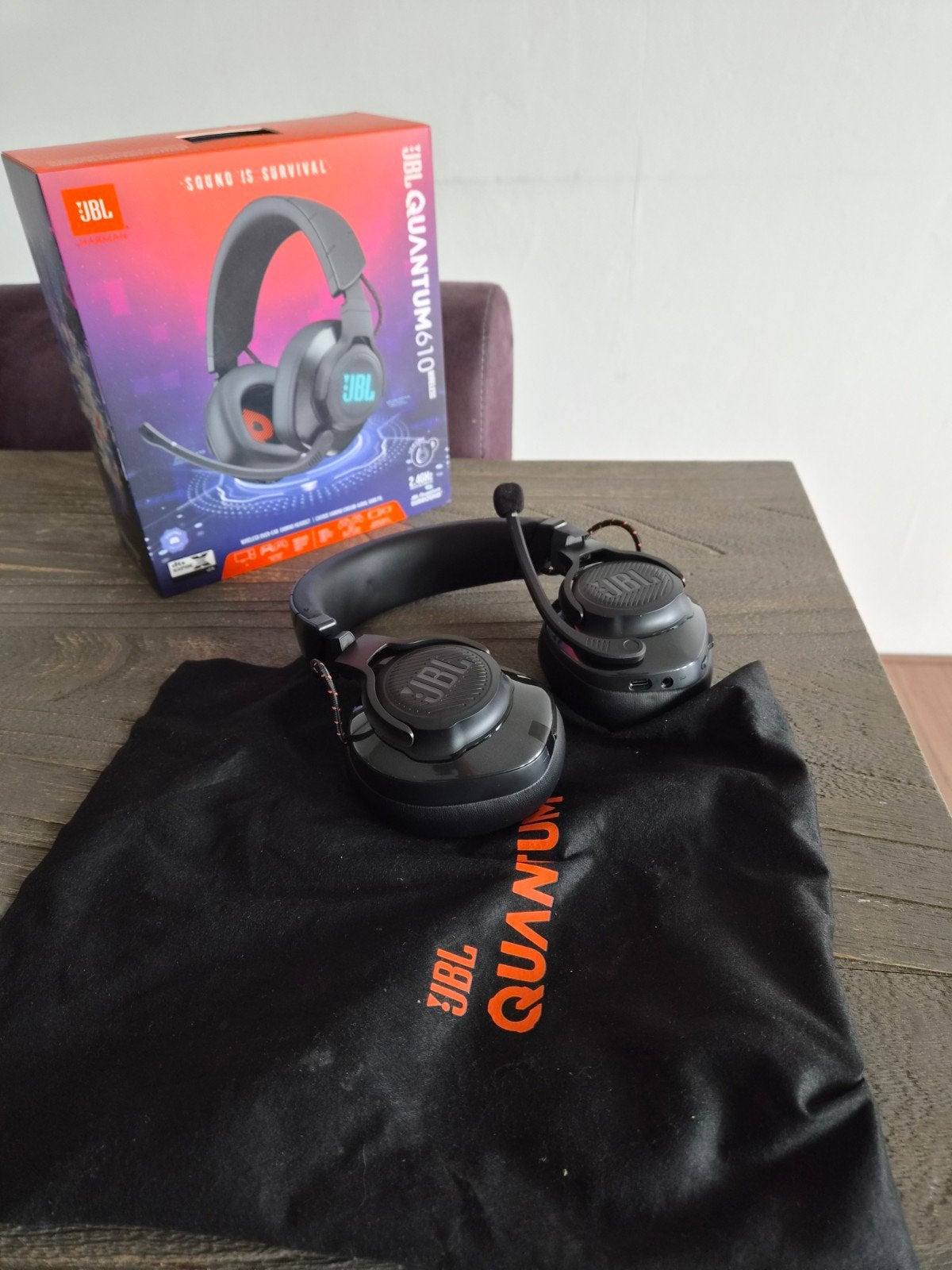 JBL Quantum 610 Draadloze Gaming Headset 2.4GHz, Ophalen, Gaming, JBL, Zo goed als nieuw