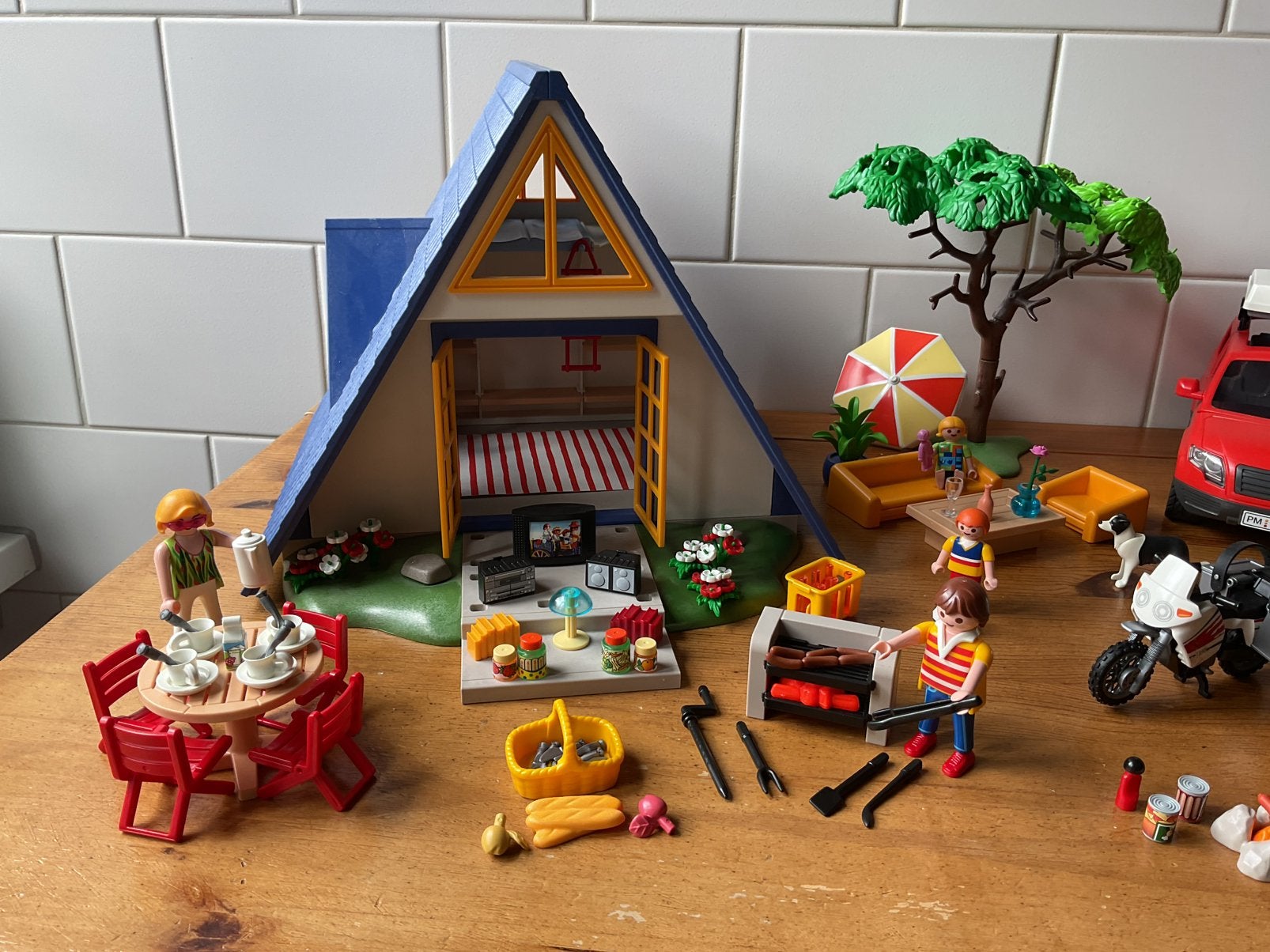 Foto 9 van PLAYMOBIL UITGEBREID VAKANTIEHUIS ☕️ 🍰 SUPER MOOI !!