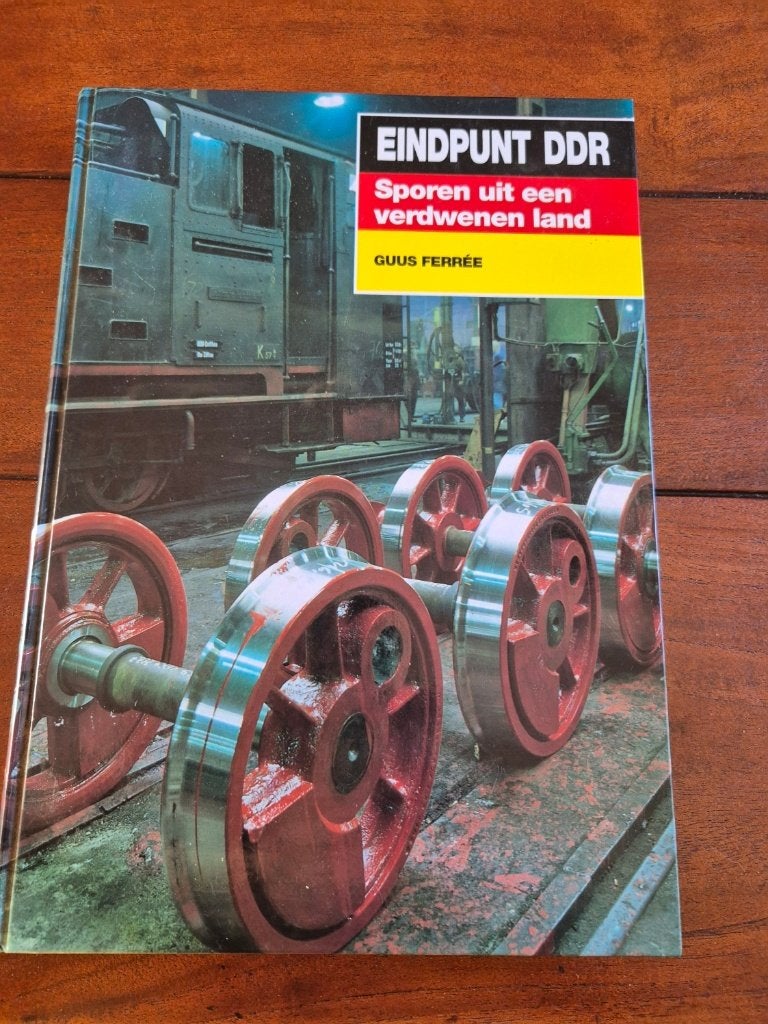 Eindpunt DDR - Sporen uit een verdwenen land, Boeken, Ophalen of Verzenden, Zo goed als nieuw, Europa