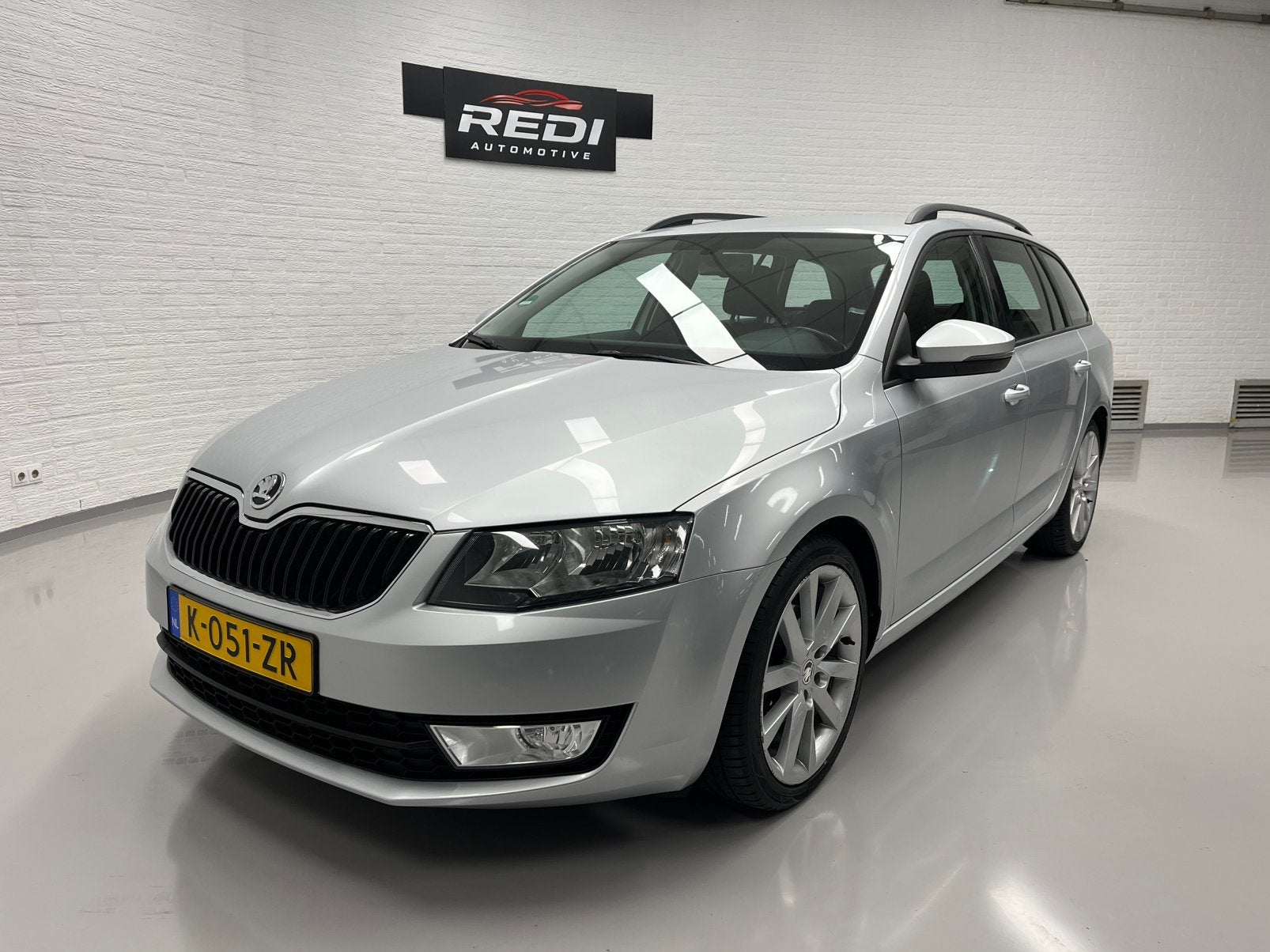 Skoda Octavia 1.6 TDI Greenline Combi 2016 Grijs, Stof, Euro 6, 4 cilinders, 29 km/l