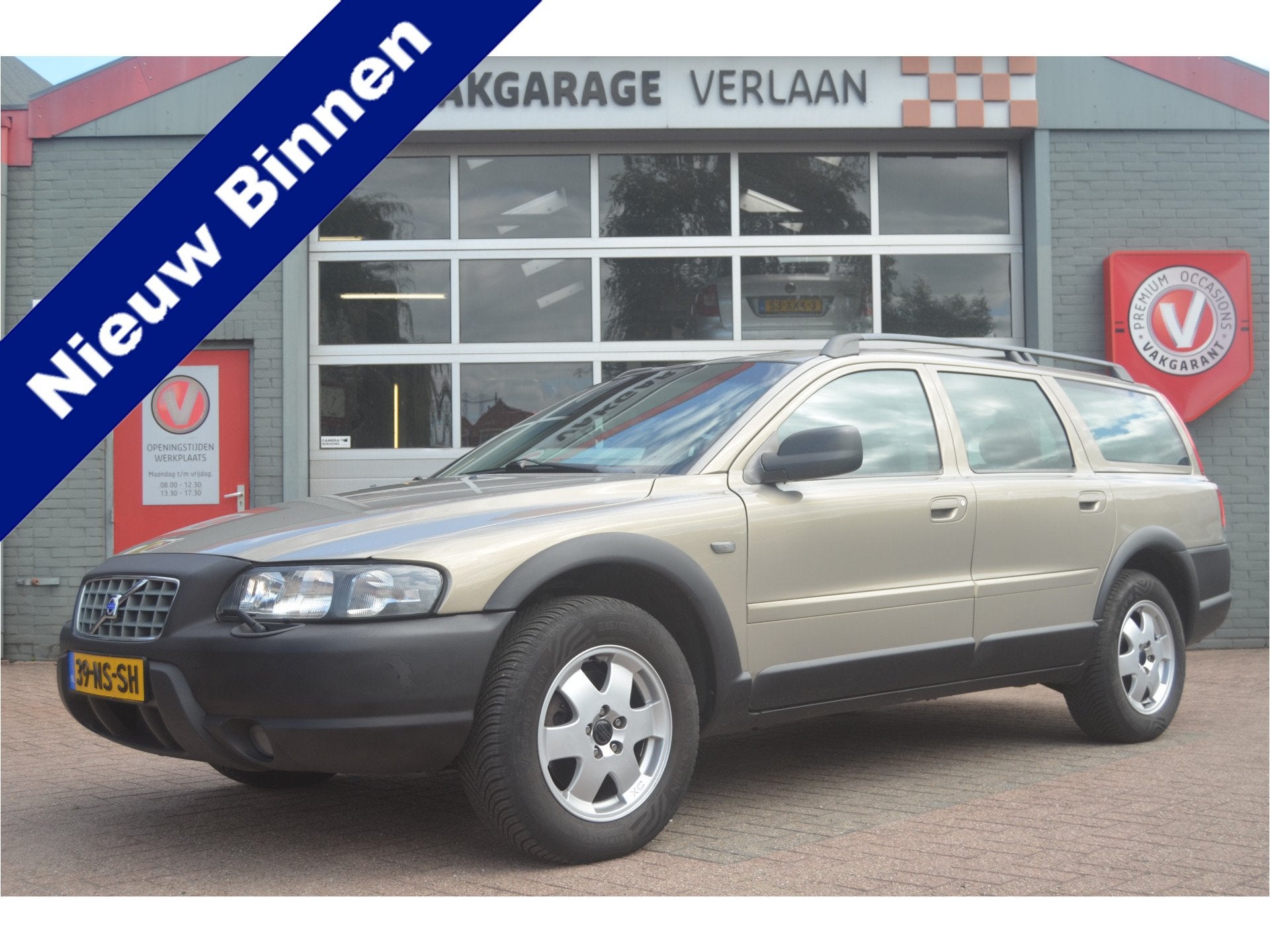 Volvo XC70 2.5 T Geartronic AWD Allseason / Trekhaak, Auto's, Volvo, Automaat, XC70, Origineel Nederlands, 209 pk