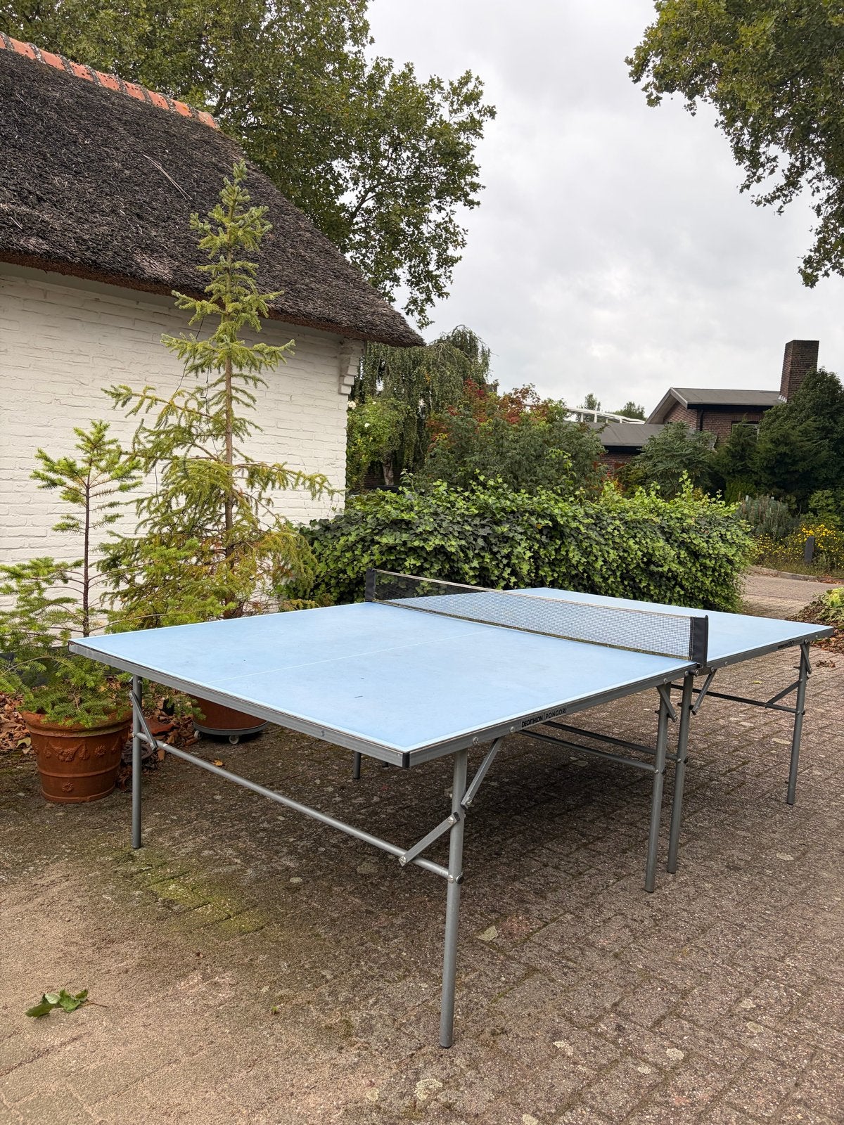 Decathlon Pongori PPT 130 Outdoor Tafeltennistafel, Sport en Fitness, Ophalen, Gebruikt, Tafel Outdoor, Inklapbaar