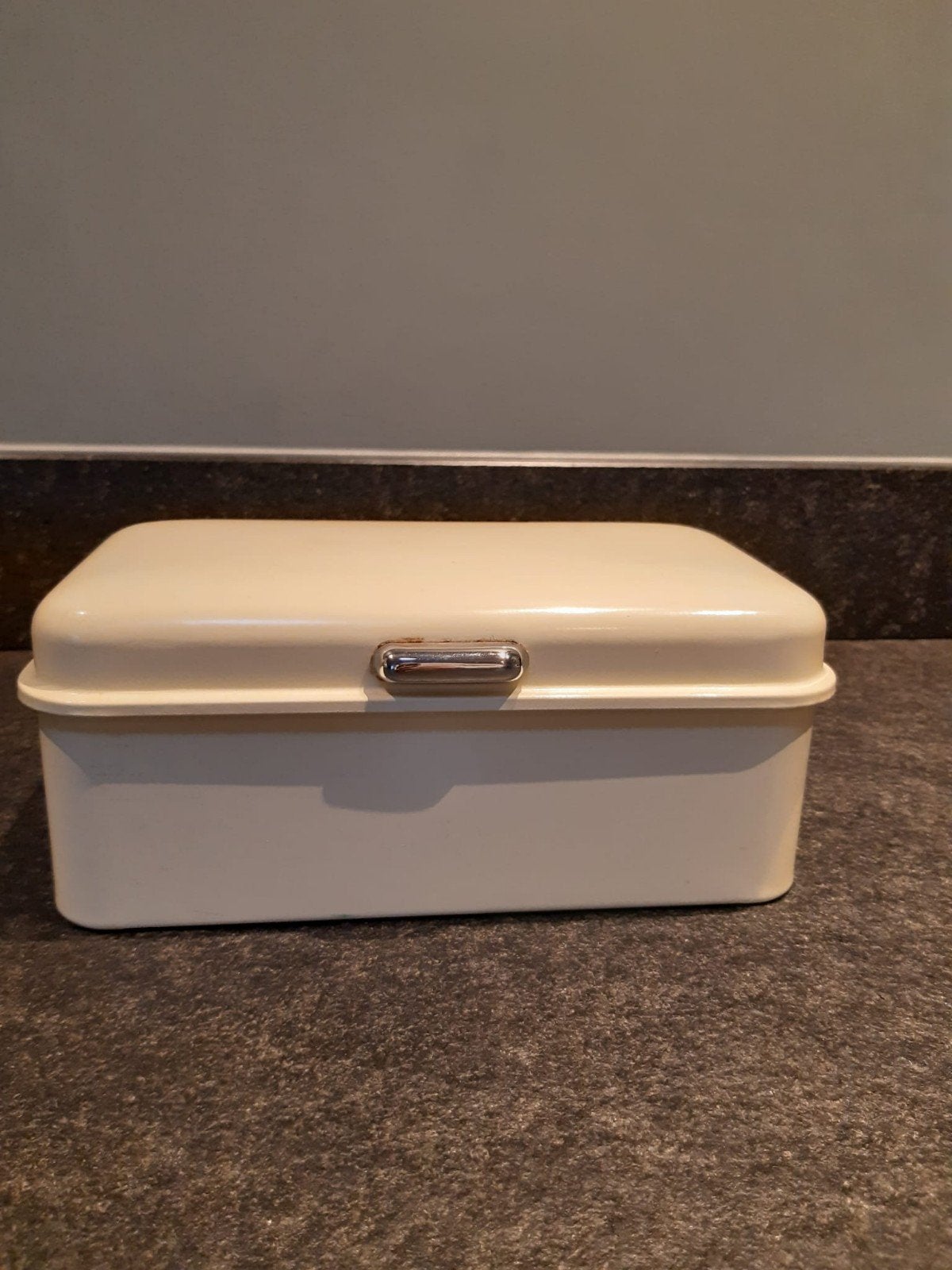 Vintage Broodtrommel - Crèmekleurig, Huis en Inrichting, Beige, Gebruikt, Ophalen of Verzenden, Metaal