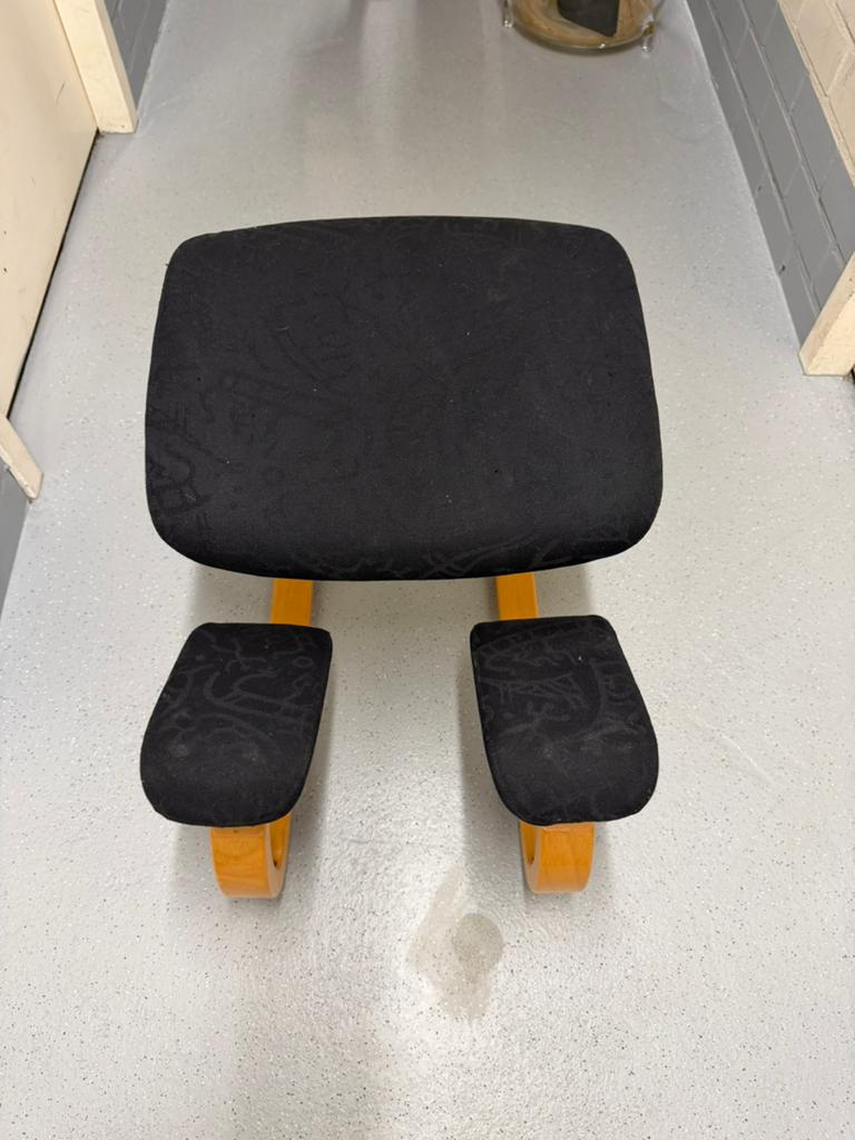 Stokke / Varier Variable Balans – Ergonomic Kneeling Chair, Huis en Inrichting, Bureaustoelen, Ophalen, Ergonomisch, Zo goed als nieuw