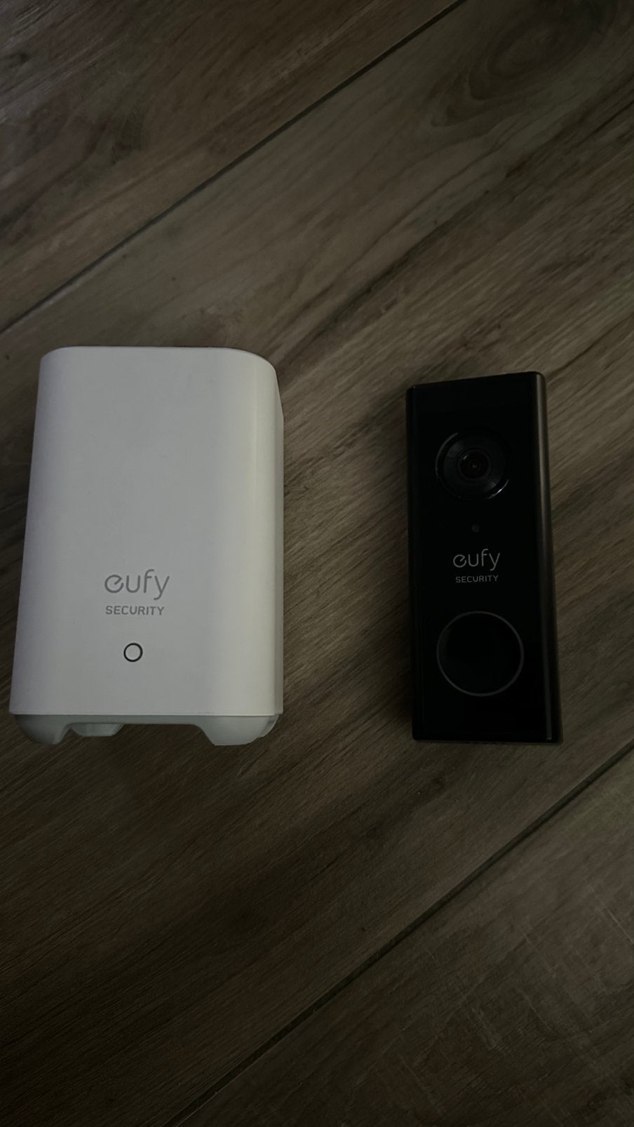 Eufy deurbel met homebase 2 en schuine wig, Ophalen of Verzenden, Zo goed als nieuw