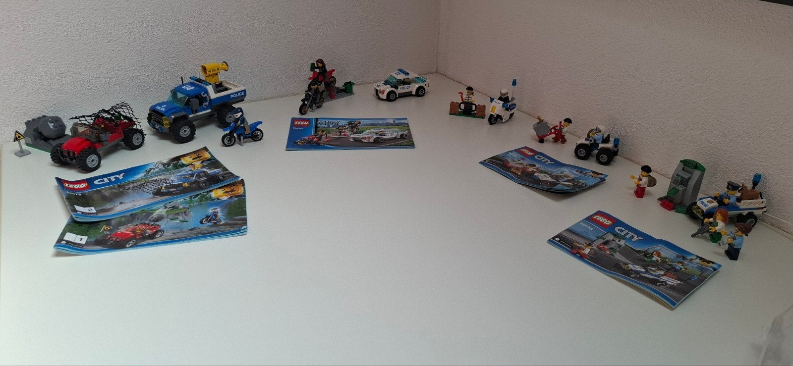 5 leuke LEGO politie sets! 60172, 60042, 60136, 60135, 60041, Ophalen of Verzenden, Zo goed als nieuw