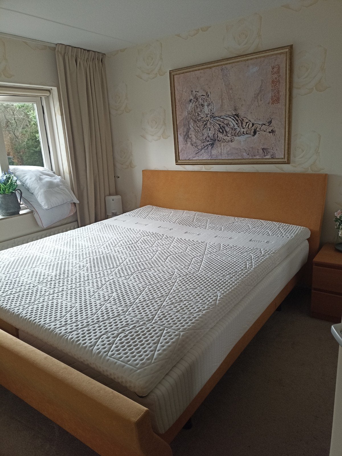 Elektrisch verstelbare bed met matras 1.80x200 cm, Ophalen, 210 cm, Tweepersoons, Zo goed als nieuw