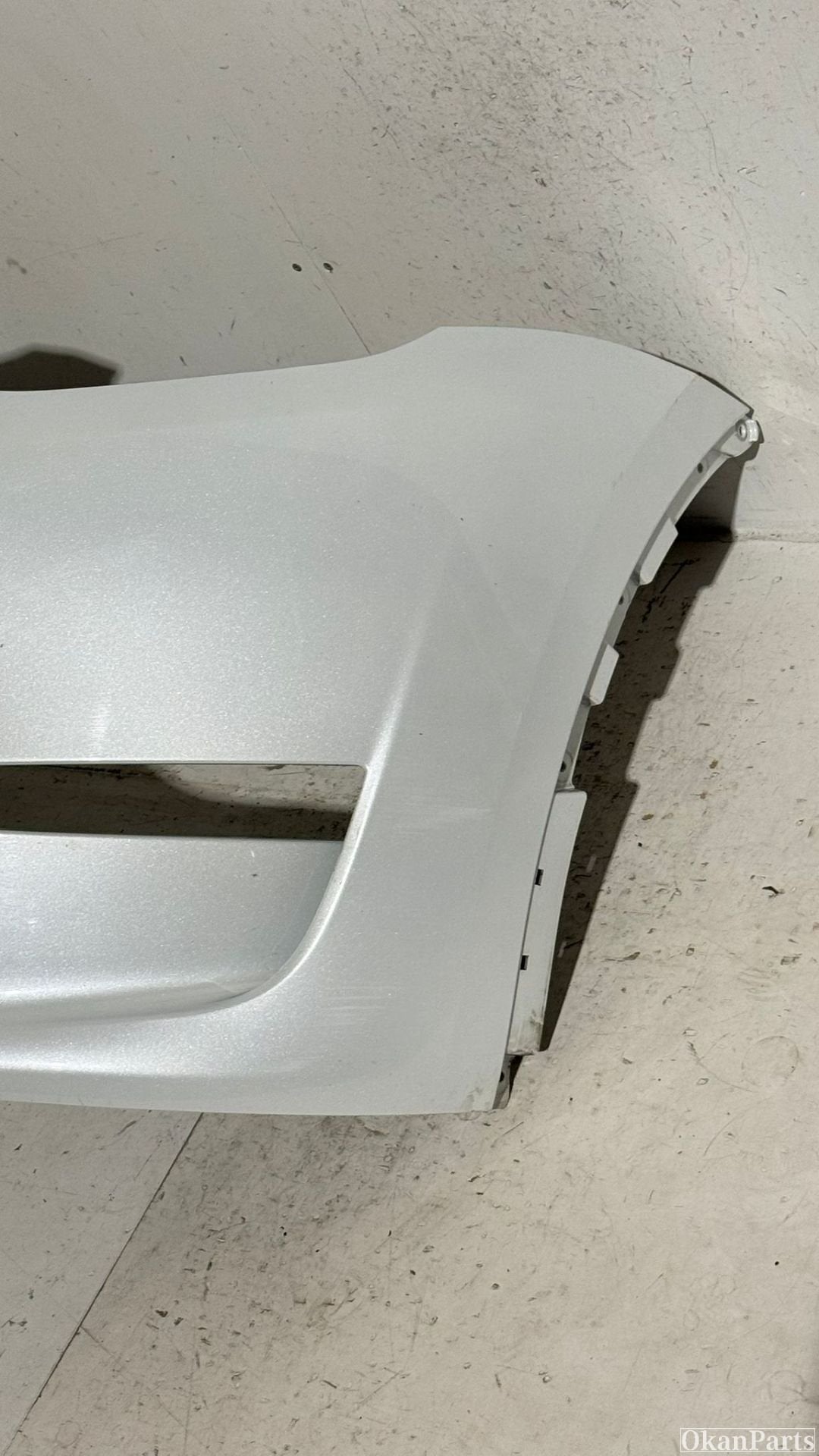 Foto 3 van Tesla Model Y voorbumper