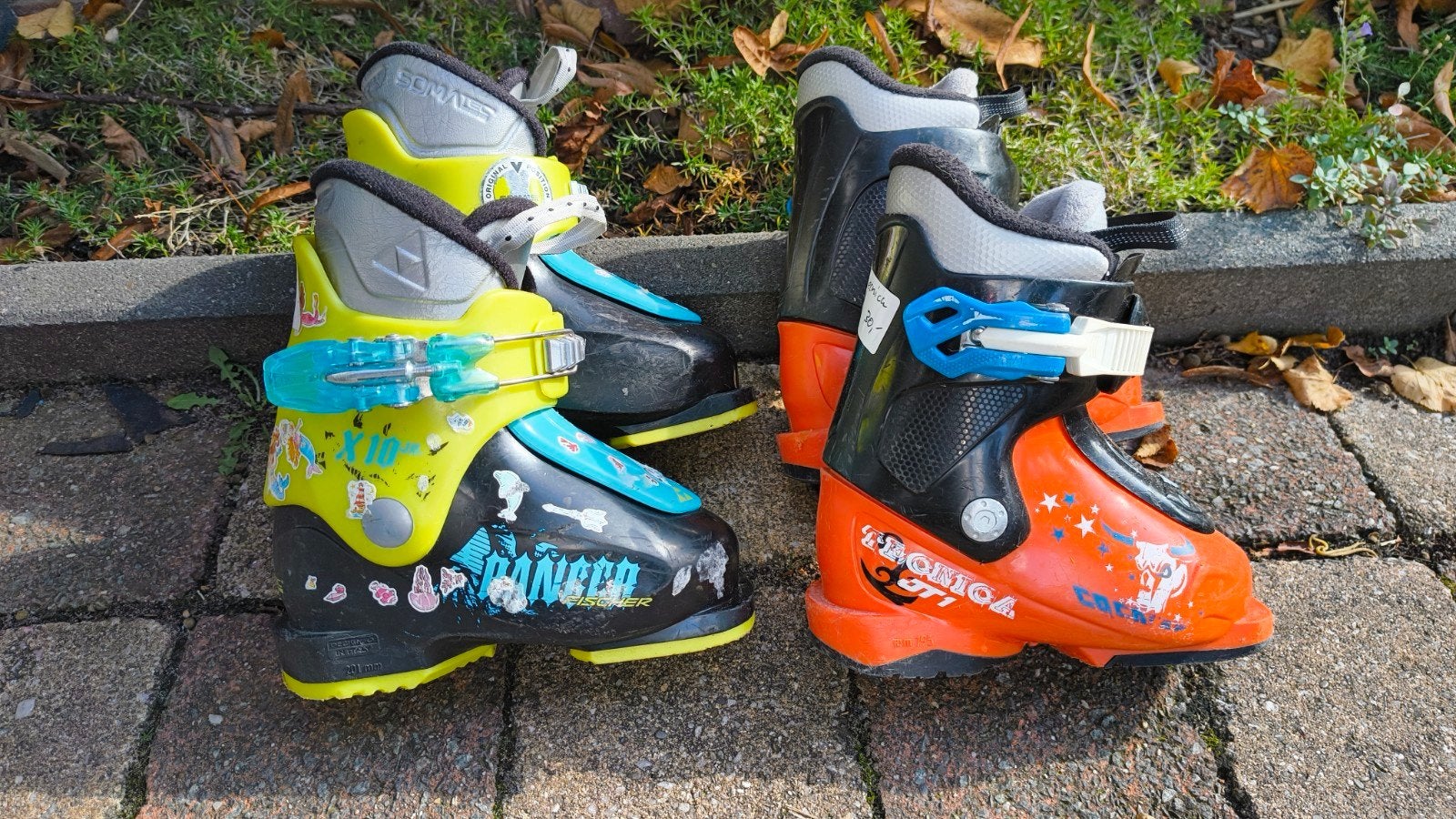 kinderskischoenen Fischer en tecnica maat 25, 100 tot 140 cm, Schoenen, Ophalen of Verzenden, Skiën