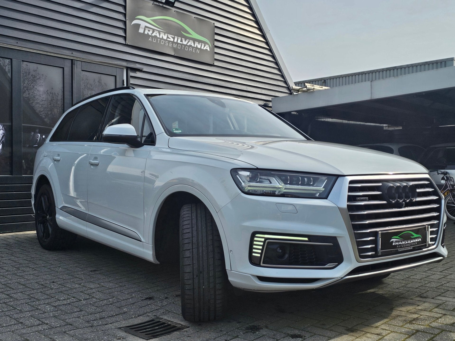 Audi Q7 3.0 TDI e-tron Hybrid 374PK quattro Premium, Auto's, Audi, Gebruikt, Euro 6, 259 pk, 2420 kg