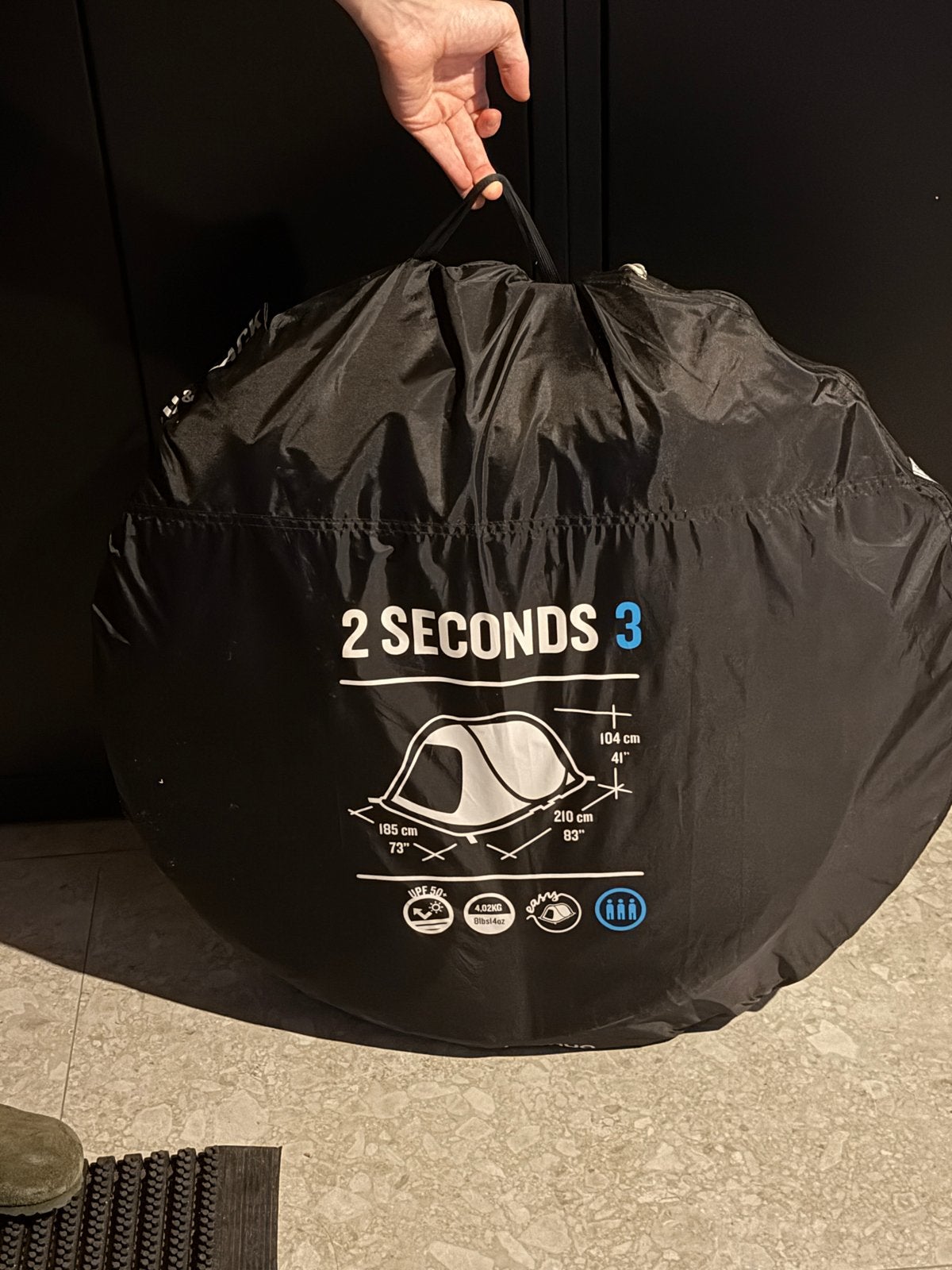 QUECHUA 2-persoons popup tent, Ophalen, Zo goed als nieuw, Tot en met 2