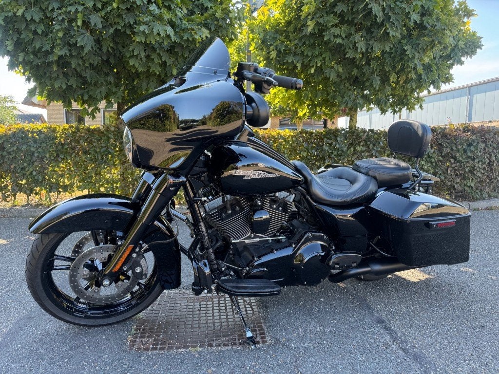 Harley-davidson street glide special flhxs 2016, Bedrijf, Overig, Customerservice@harley-davidson.com, 3700 W. Juneau Avenue, Milwaukee, WI 53208, USA