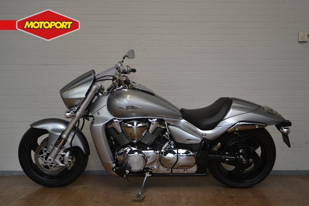 Suzuki M 1800 R (bj 2015), Lange Dreef 12
4131NH  Vianen, NL, Suzuki, Chopper, Bedrijf