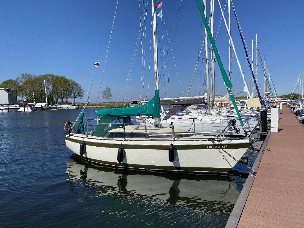 Friendship 28 met nieuwe mast en meer, Watersport en Boten, Kajuitzeilboten en Zeiljachten, Ophalen, 9 m, Gebruikt, Binnenboordmotor
