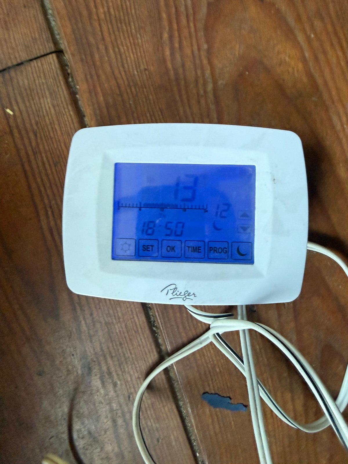 Plieger Nebraska Klokthermostaat - Programmeerbaar, Ophalen of Verzenden, Zo goed als nieuw