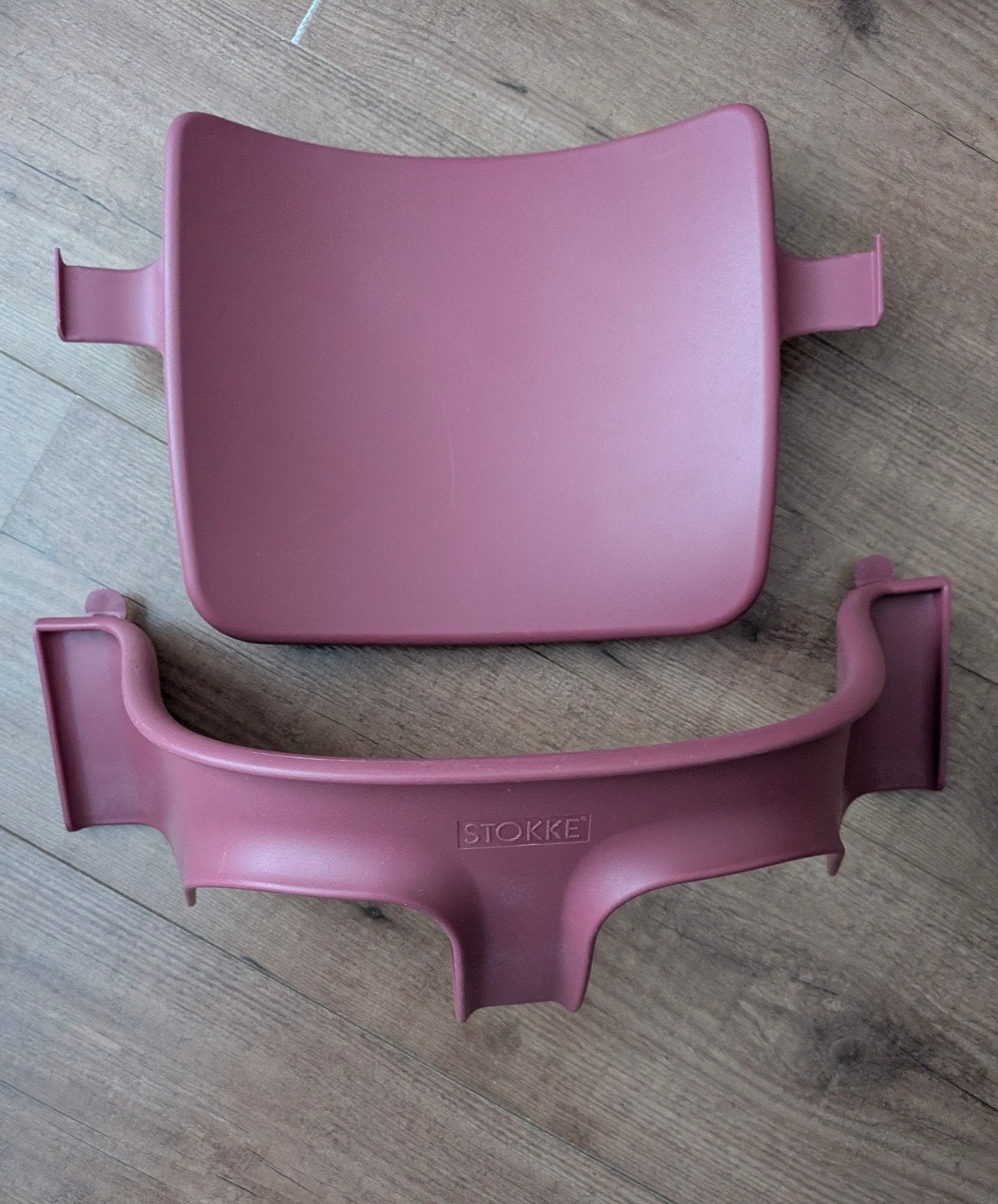 Stokke Tripp Trapp stoel verkleiner Set - wijnrood-bordeaux, Kinderen en Baby's, Meegroeistoel, Ophalen of Verzenden, Zo goed als nieuw